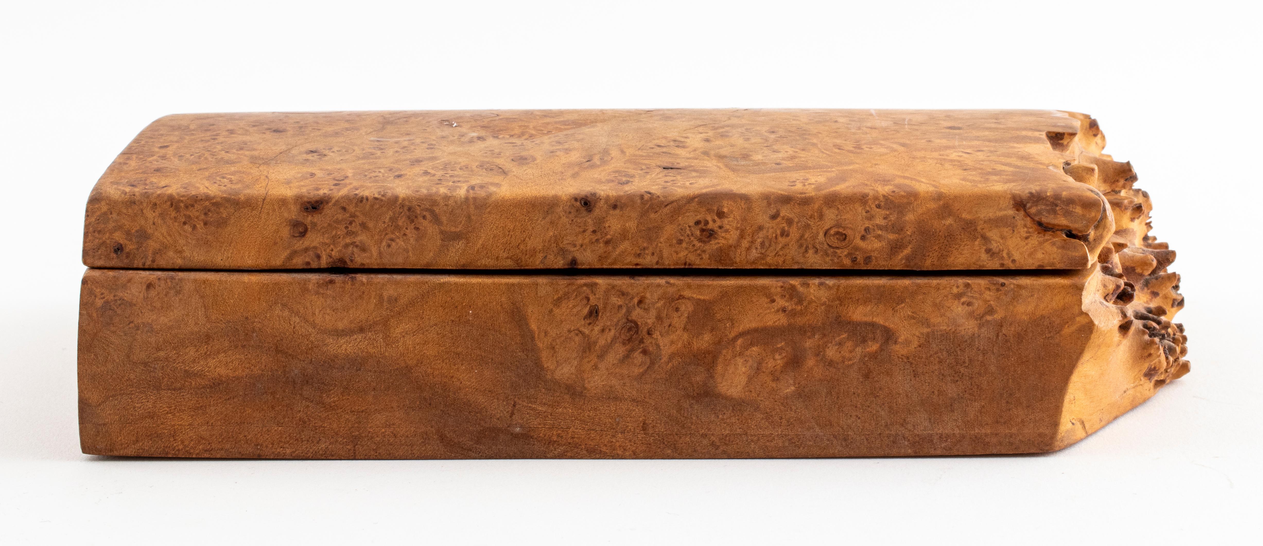 Burl Wood Box from the Estate of a Prominent Chinese Musician In Good Condition For Sale In New York, NY