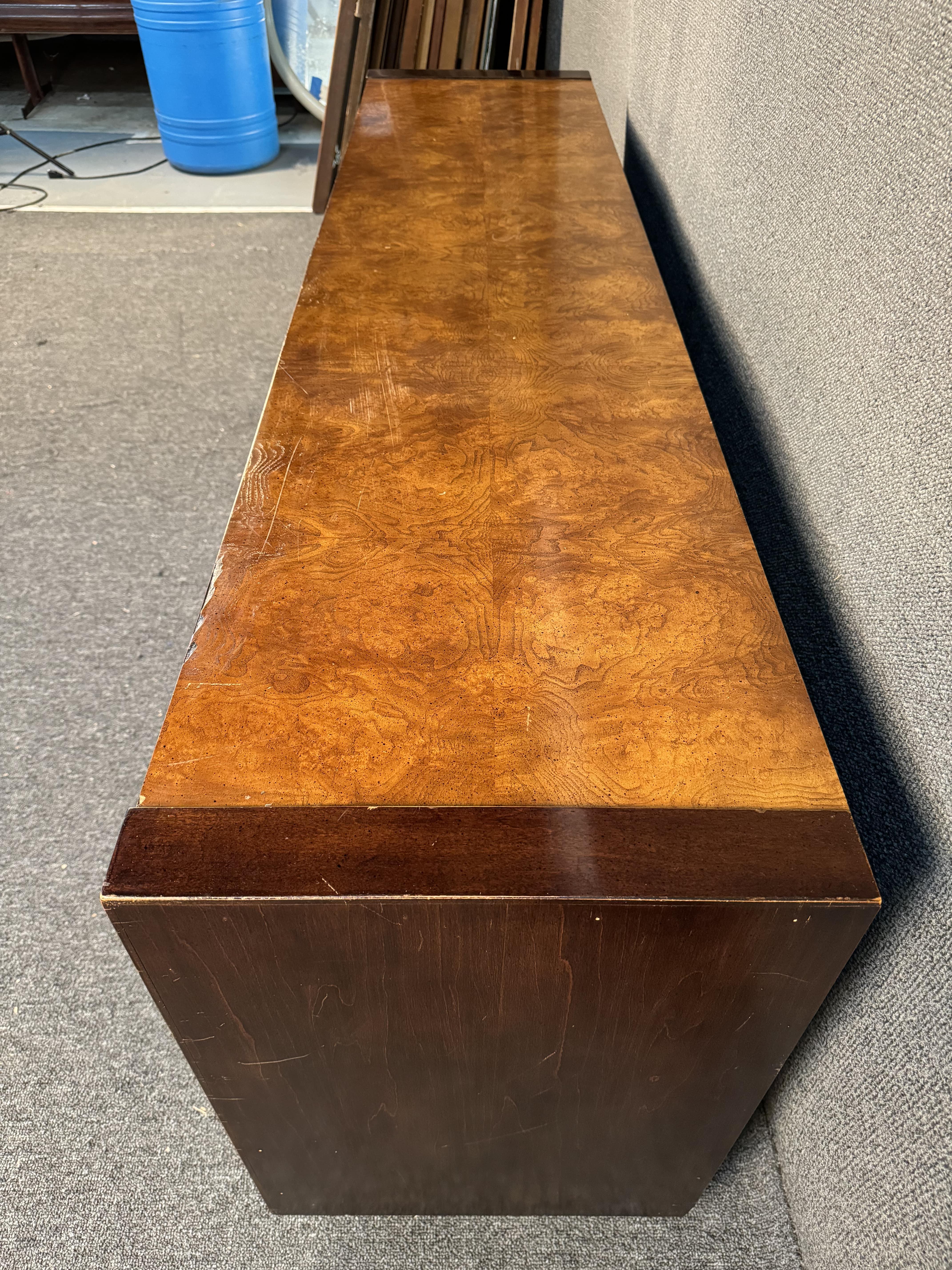 Burl Wood Brass Accent Dresser by Century Furniture In Good Condition For Sale In Brooklyn, NY
