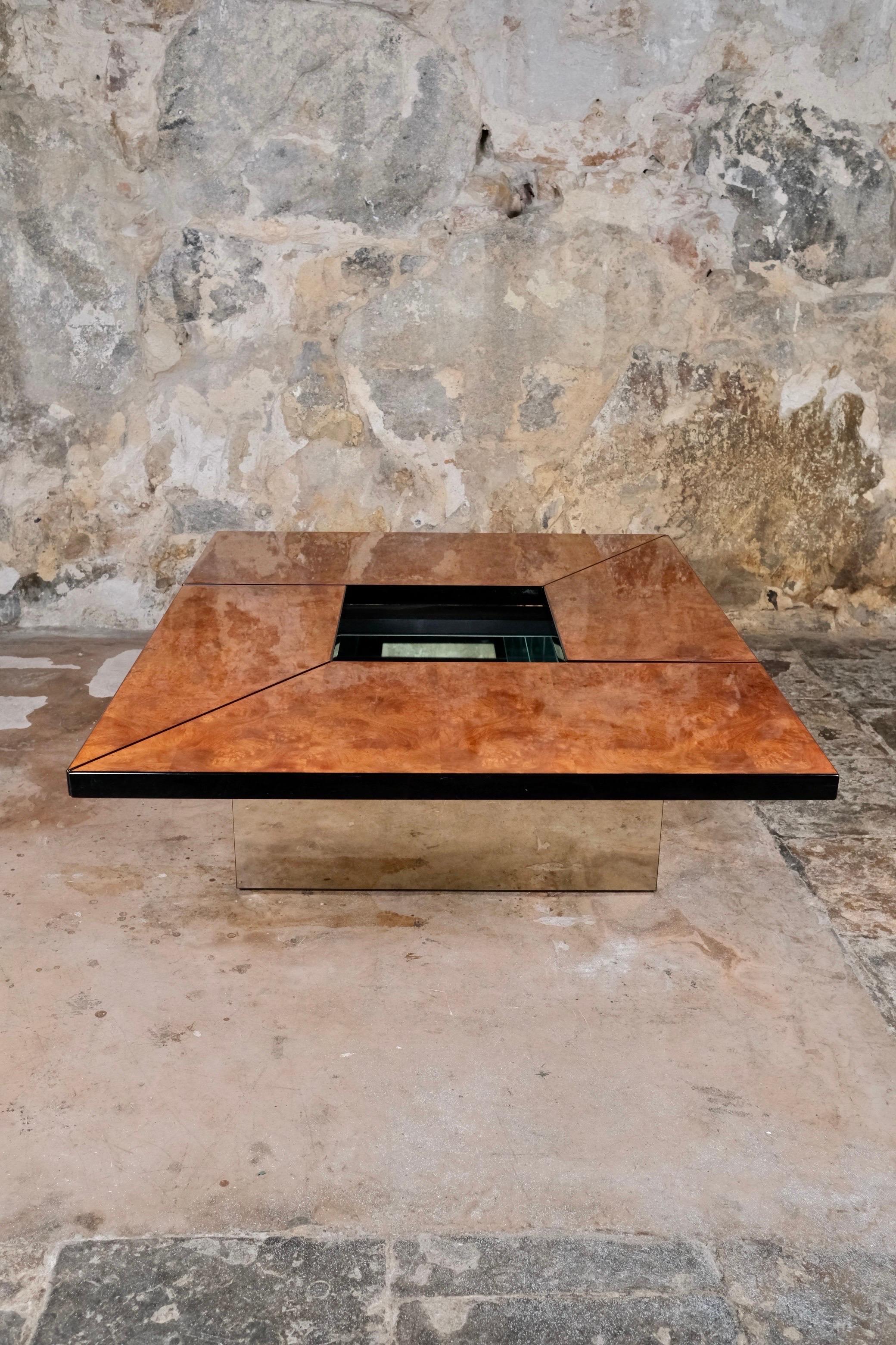 Burl wood coffee table with bar by Paul Michel for Roche Bobois, France, 1980s In Good Condition In Lyon, FR