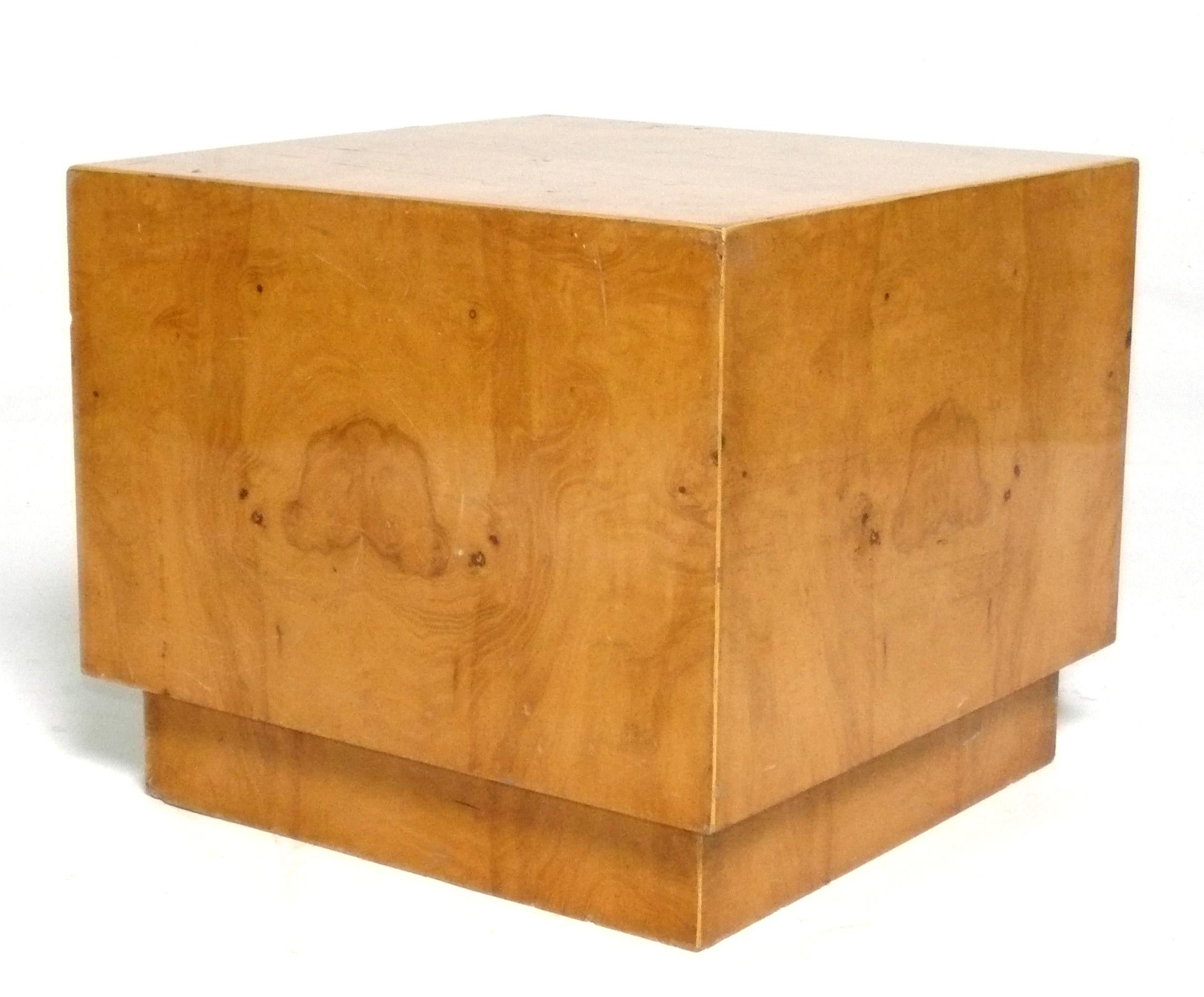 Mid-Century Modern Burl Wood Cube Table attributed to Milo Baughman Mid Century Modern For Sale