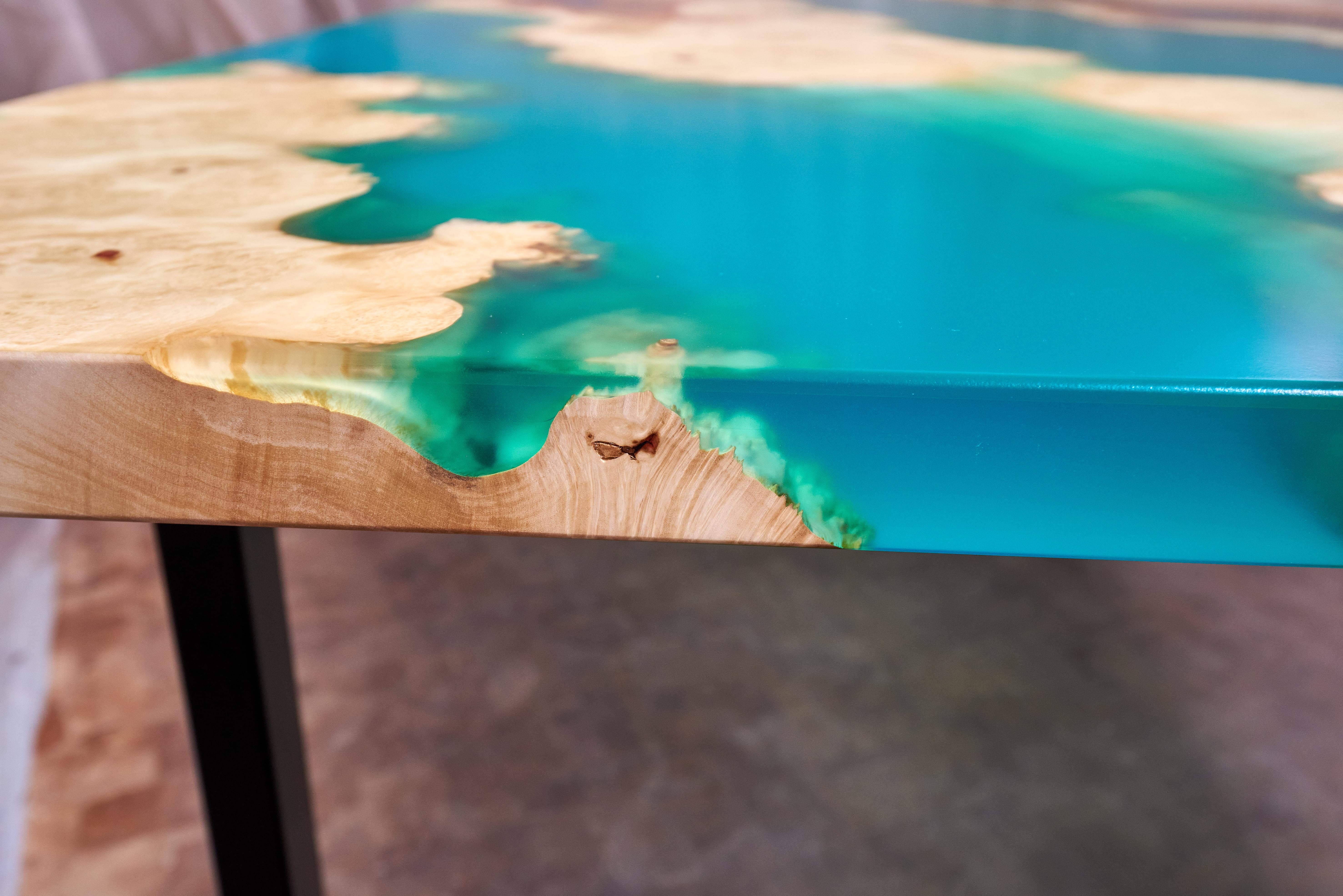 Acier Table de salle à manger en bois de ronce Table moderne contemporaine Table en résine époxy faite à la main en vente