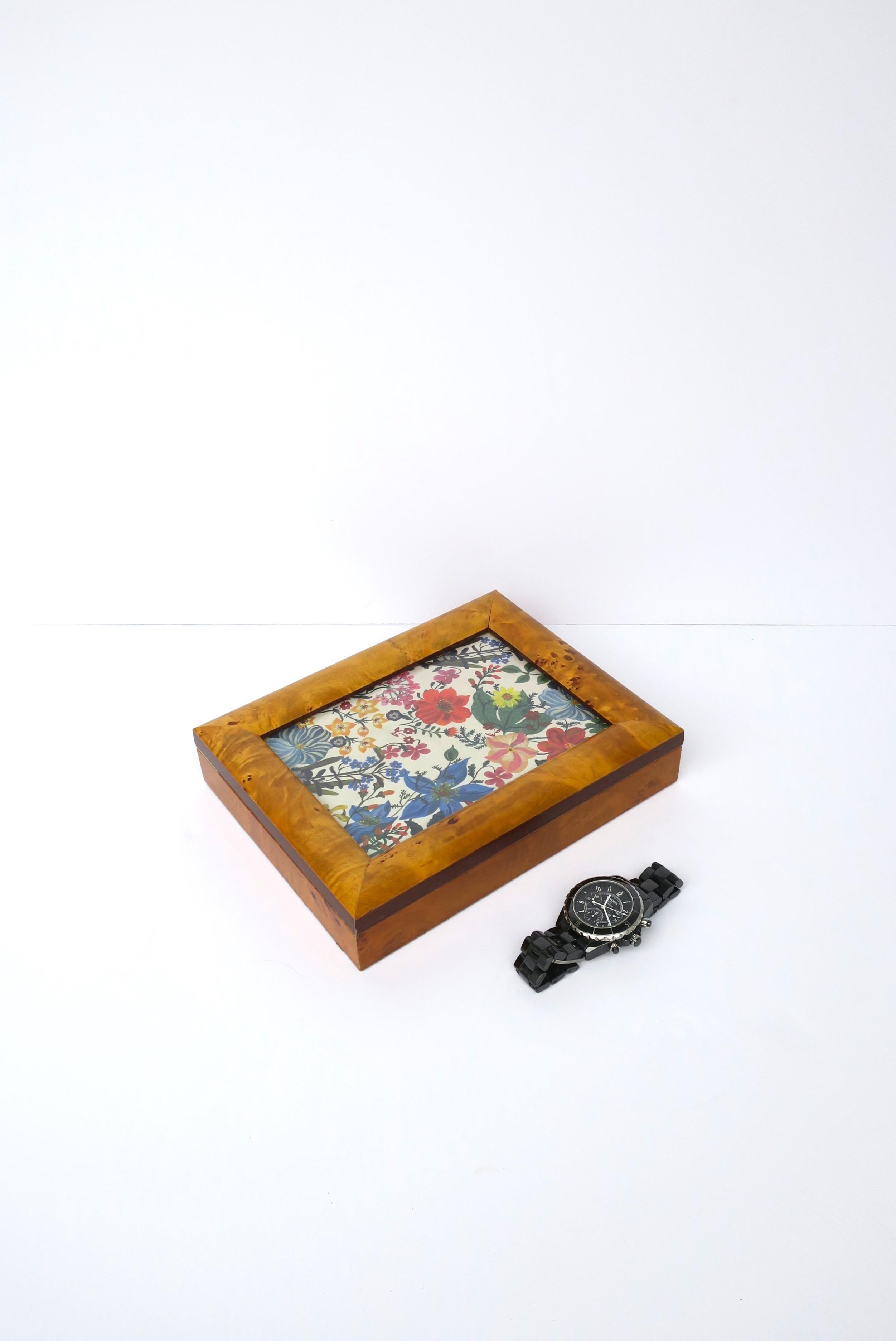 Boîte à bijoux et cadre photo en ronce de bois Bon état - En vente à New York, NY
