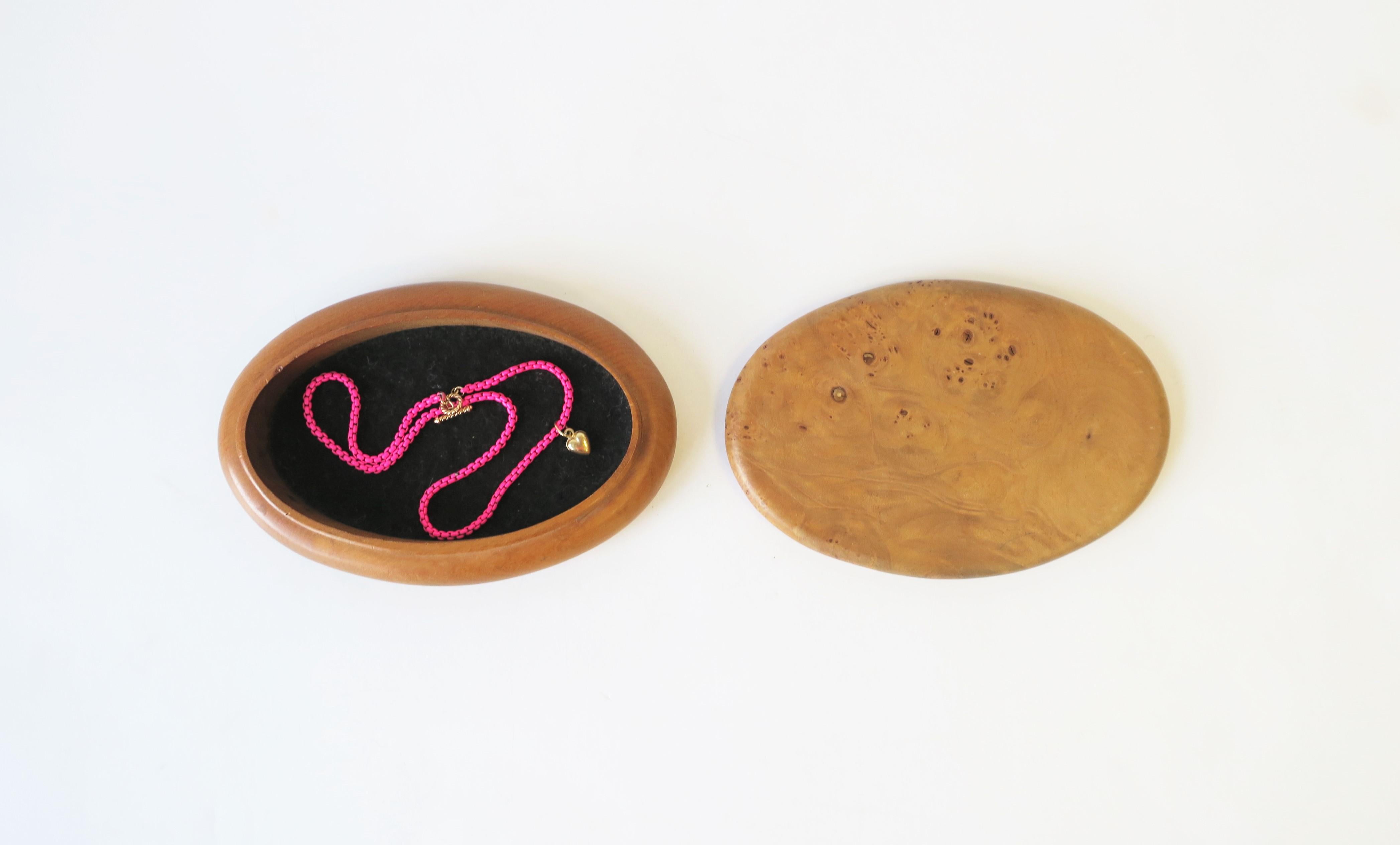 Boîte à bijoux en bois de ronce avec miroir de coiffeuse en vente 7