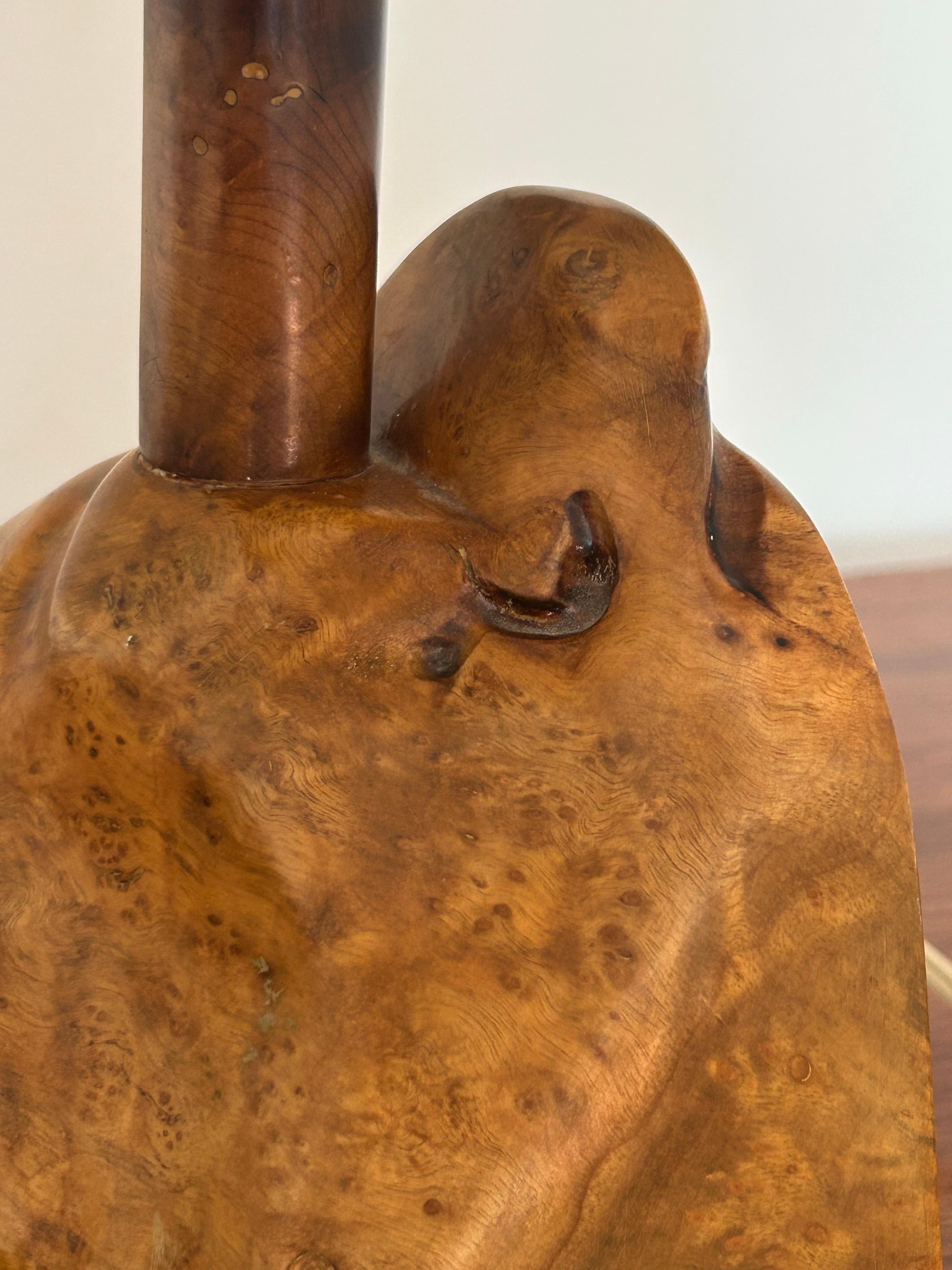 Lampe en bois de ronce dans le style de Nakashima en vente 1