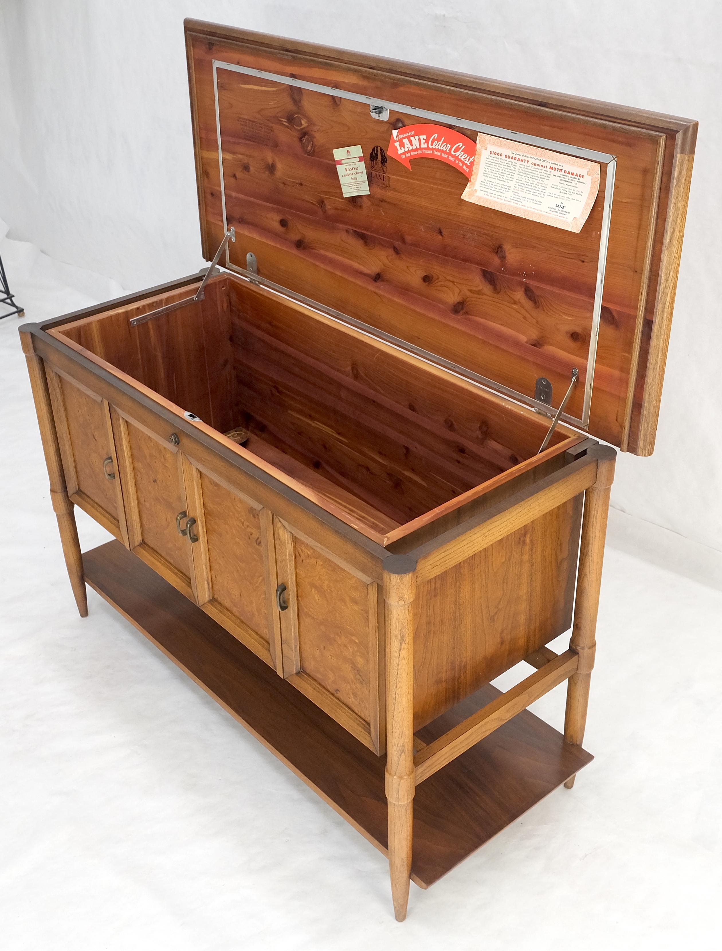 20th Century Burl Wood Light Walnut Lift Top 