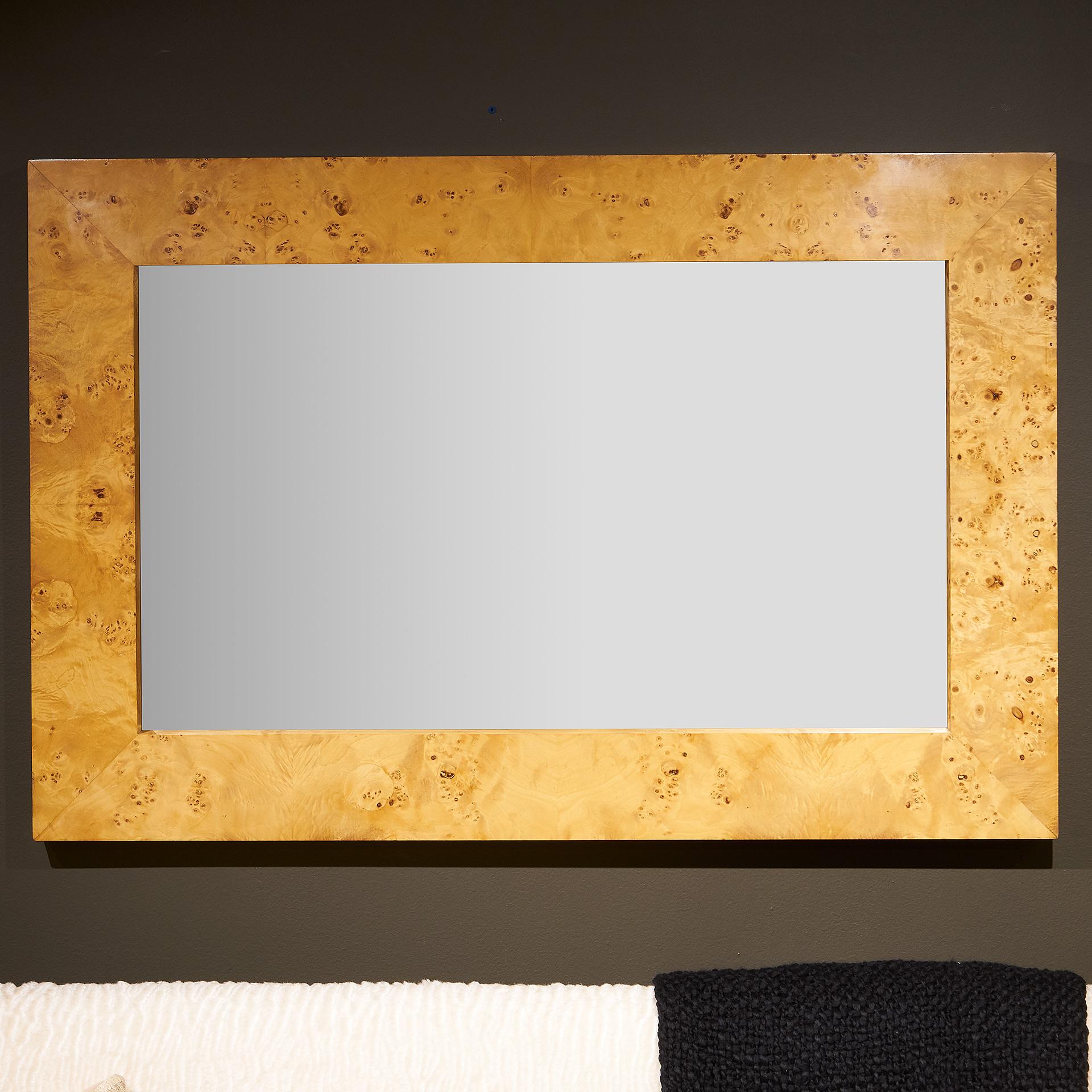 An olive burl wood mirror by Dillingham Furniture. Ready to hang horizontally or vertically. 

USA, 1970s.
