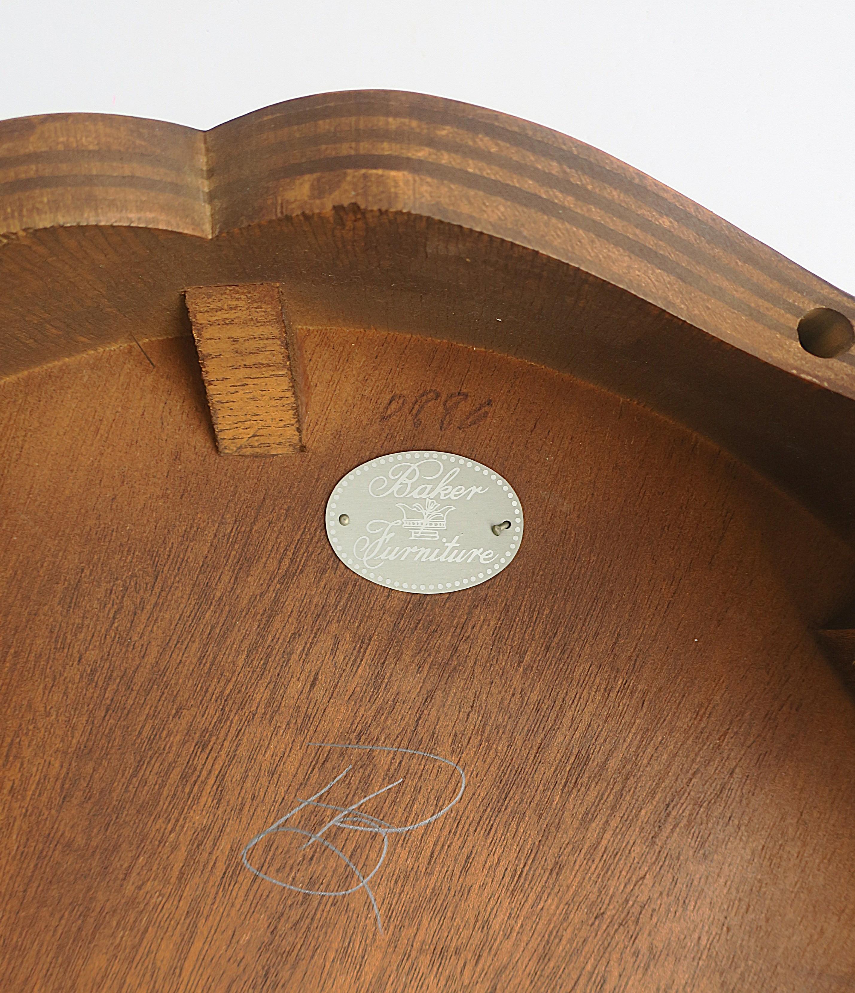 Table d'appoint en Wood Wood Seashell Design/One en vente 7