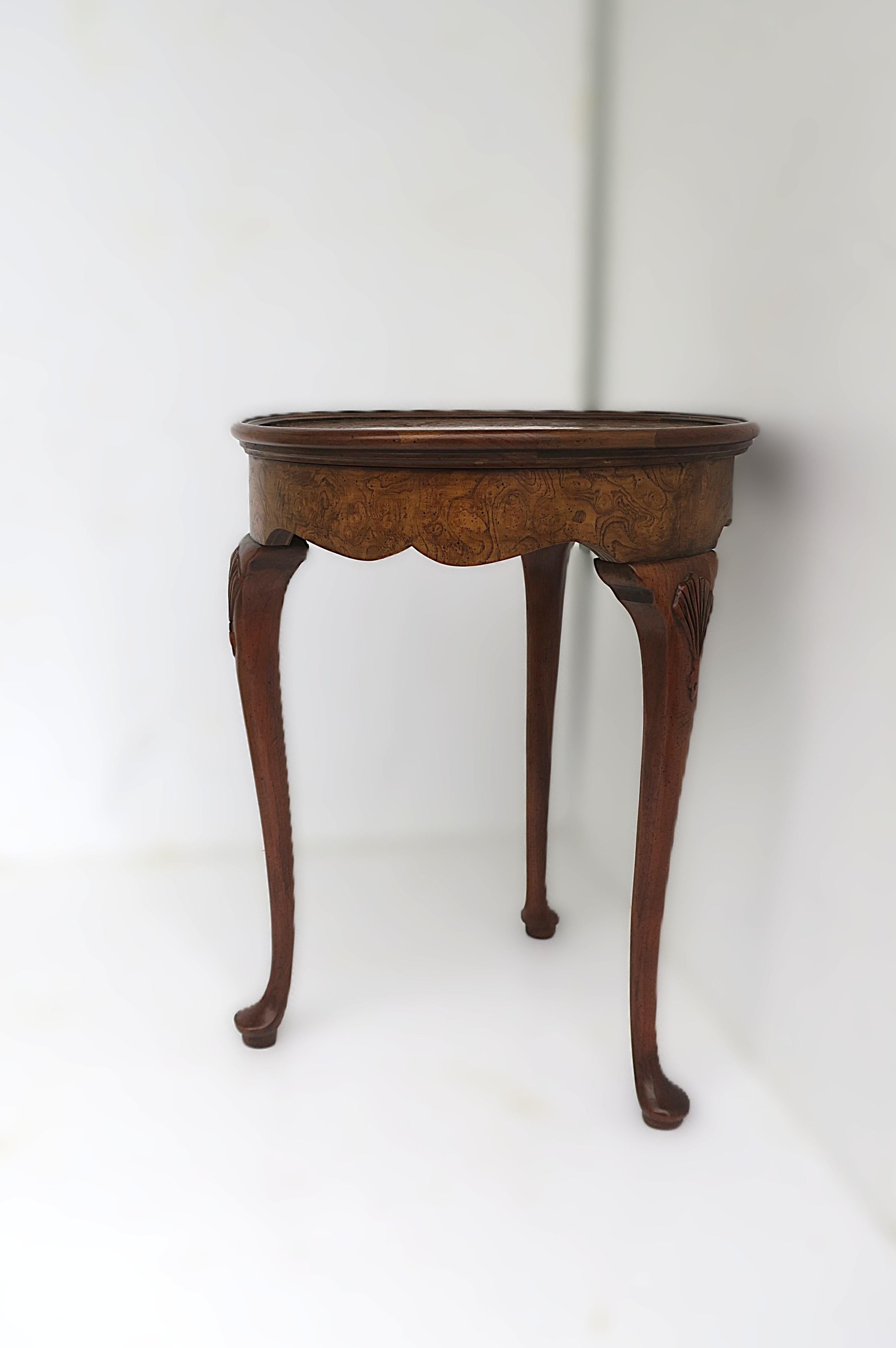 Table d'appoint en Wood Wood Seashell Design/One en vente 1