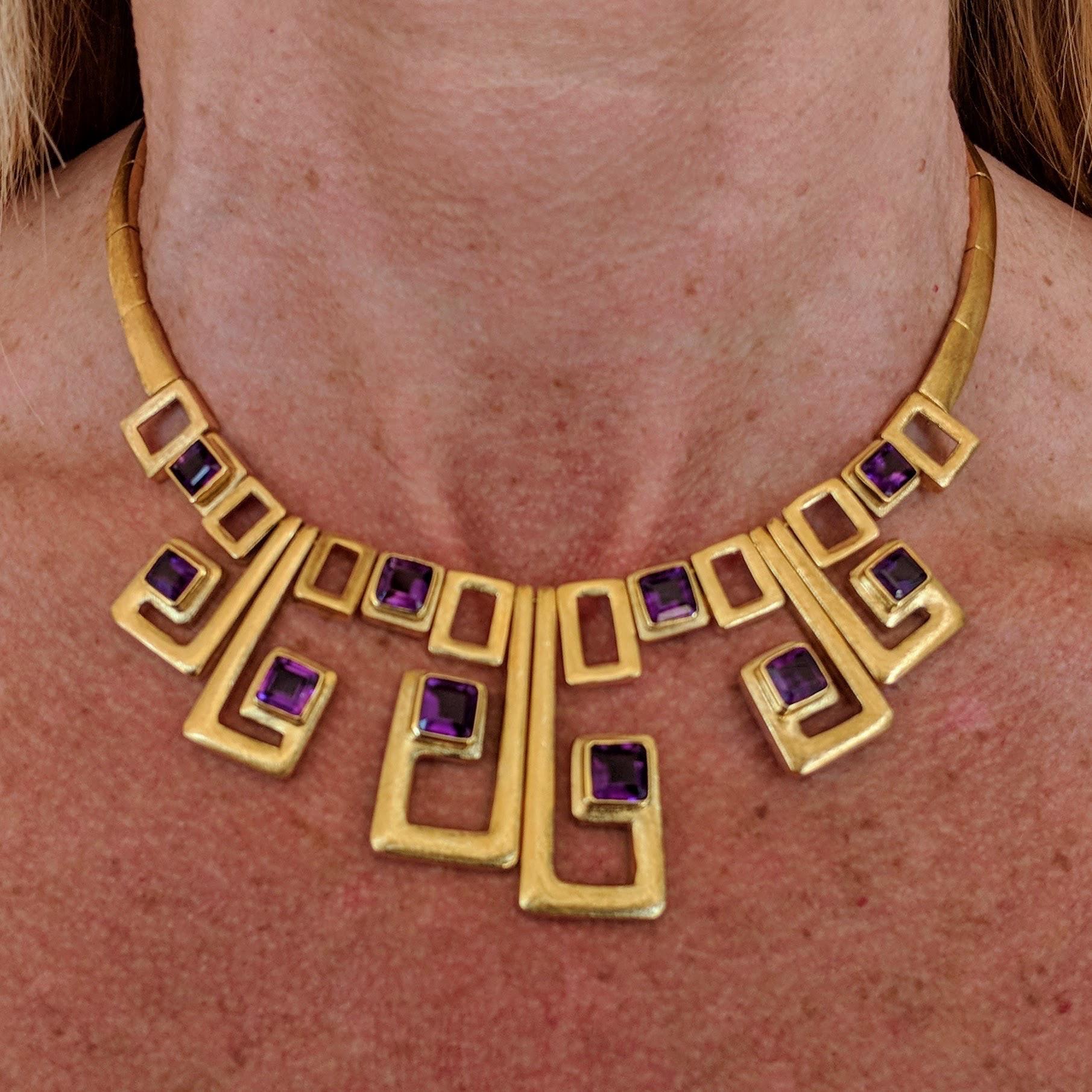 Women's or Men's Burle Marx 18 Karat Gold Amethyst Necklace For Sale