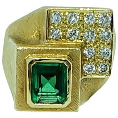 Burle Marx 18 Karat Gold Emerald and Diamond Ring