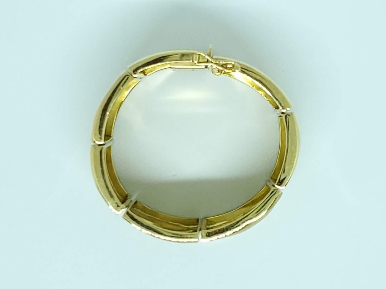 18 Karat Gold Wide Bracelet For Sale 3