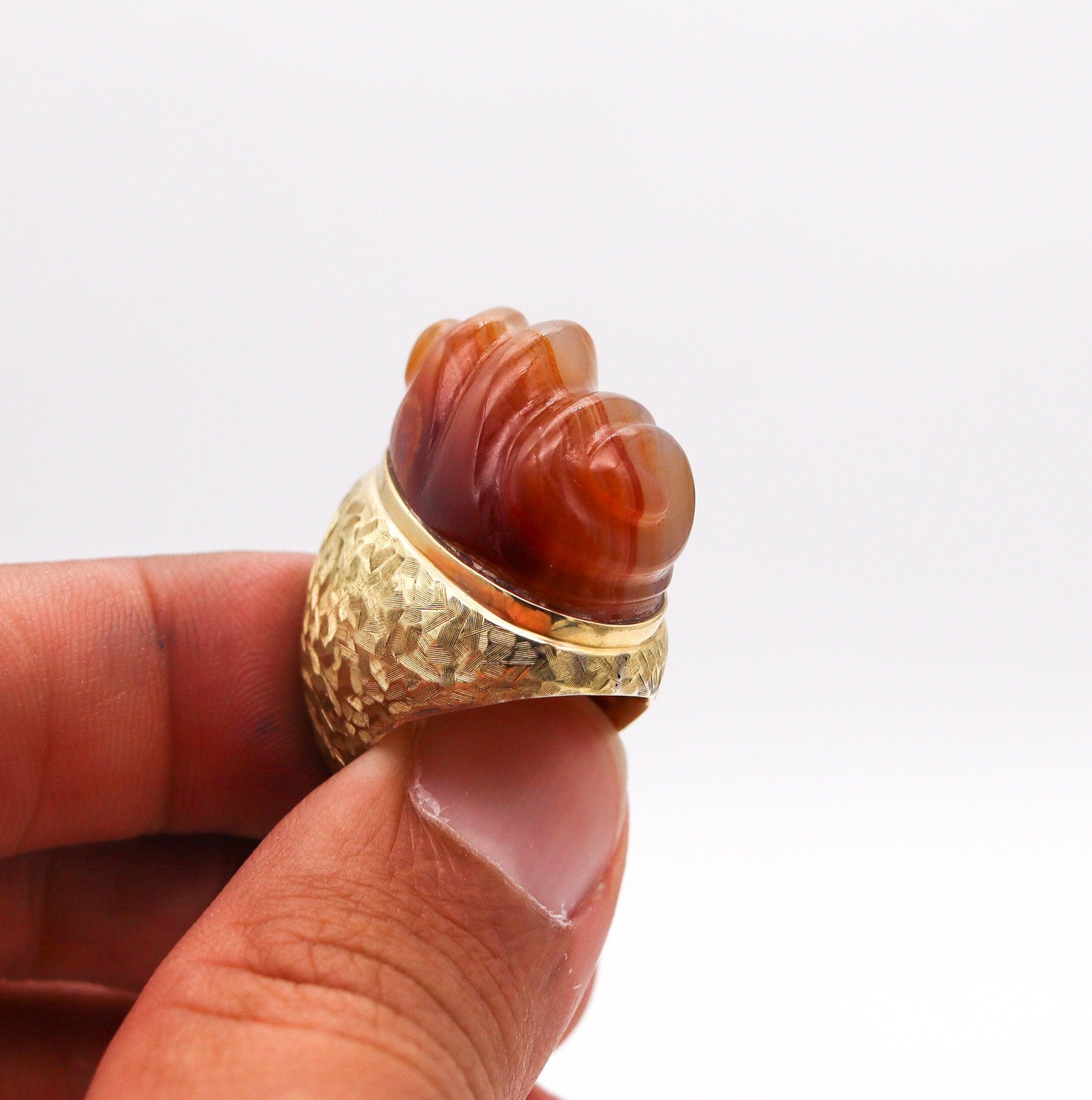 Women's BURLE MARX 1970 Forma Livre Cocktail Ring In 18Kt Yellow Gold With Carved Agate