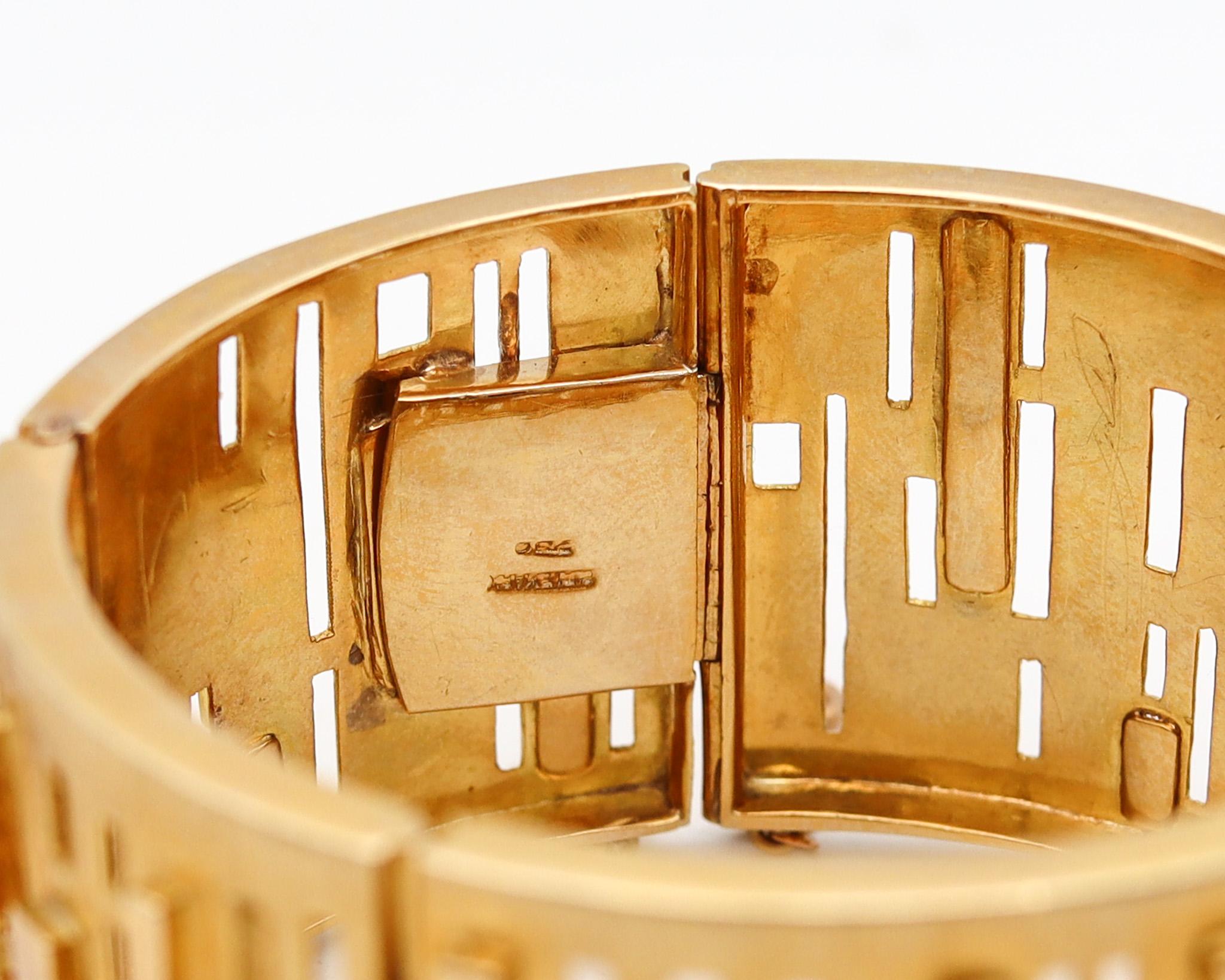 Burle Marx 1970 Geometric Concretism Art Bracelet In Solid 18Kt Yellow Gold In Excellent Condition In Miami, FL