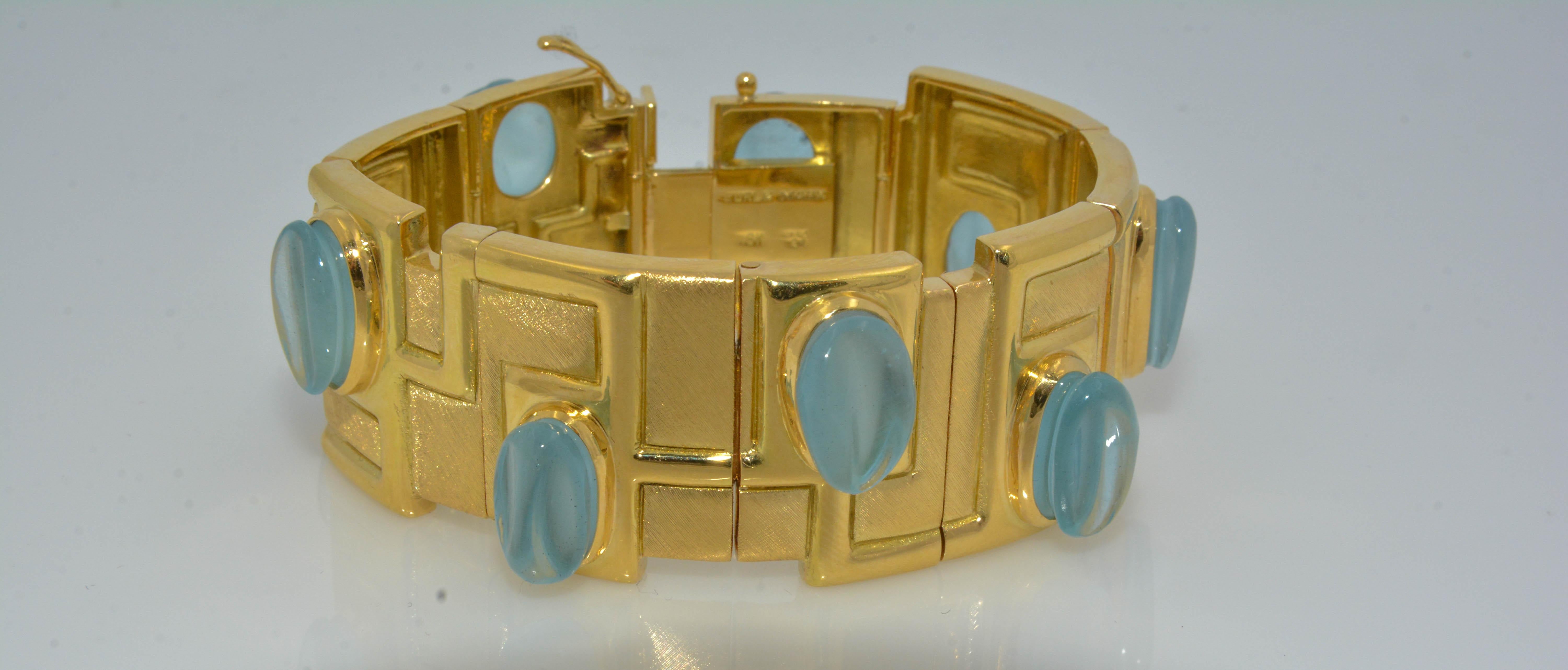 Oval Cut Burle Marx Brothers 18 Karat Yellow Gold Aquamarine Modern Bracelet