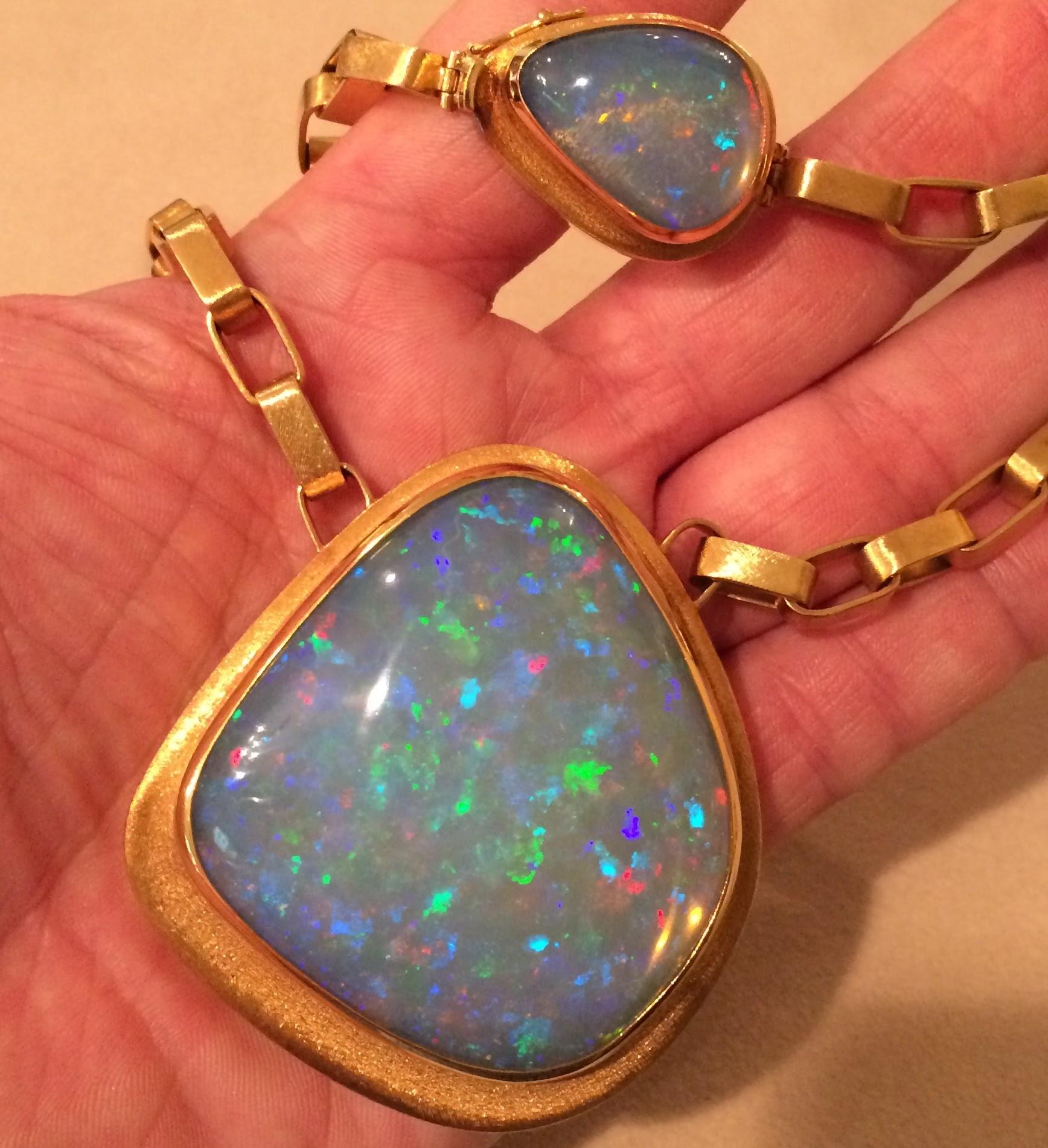 Women's or Men's Burle Marx Extremely Rare 18 Karat 267.50 Carat Brazilian Crystal Opal Necklace For Sale