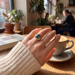 Anello vistoso Burle Marx in oro giallo 18 carati con topazio blu di Londra, con certificato GIA