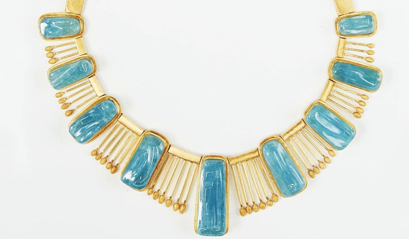 Thanks for taking a look at this incredibly rare Burle Marx 18 Karat Gold Free Form Aquamarine Necklace. This piece was made in the early 60's, and is a piece Burle Marx kept in his personal collection until the early 80's. We've only recently
