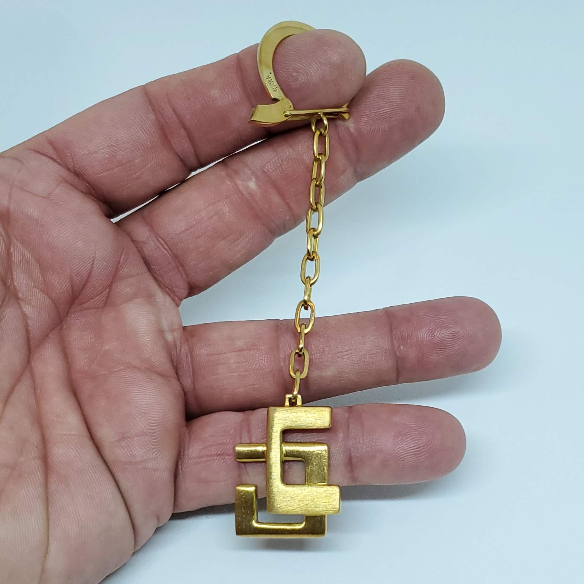 Burle Marx Rare 18 Karat Gold Keychain In Good Condition For Sale In Woodway, TX