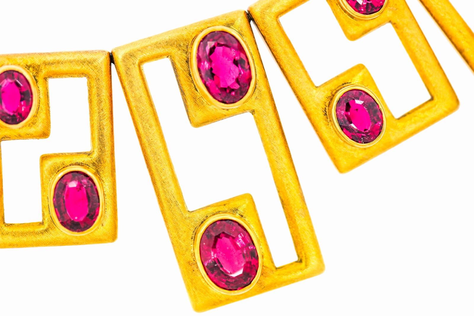 Oval Cut Burle Marx Rubellite Gold Necklace For Sale