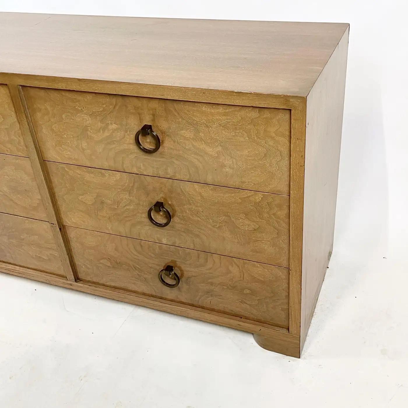 20th Century Burled Blonde Mahogany Midcentury 6 Drawer Ring Pull Dresser  Red Lion Furniture For Sale