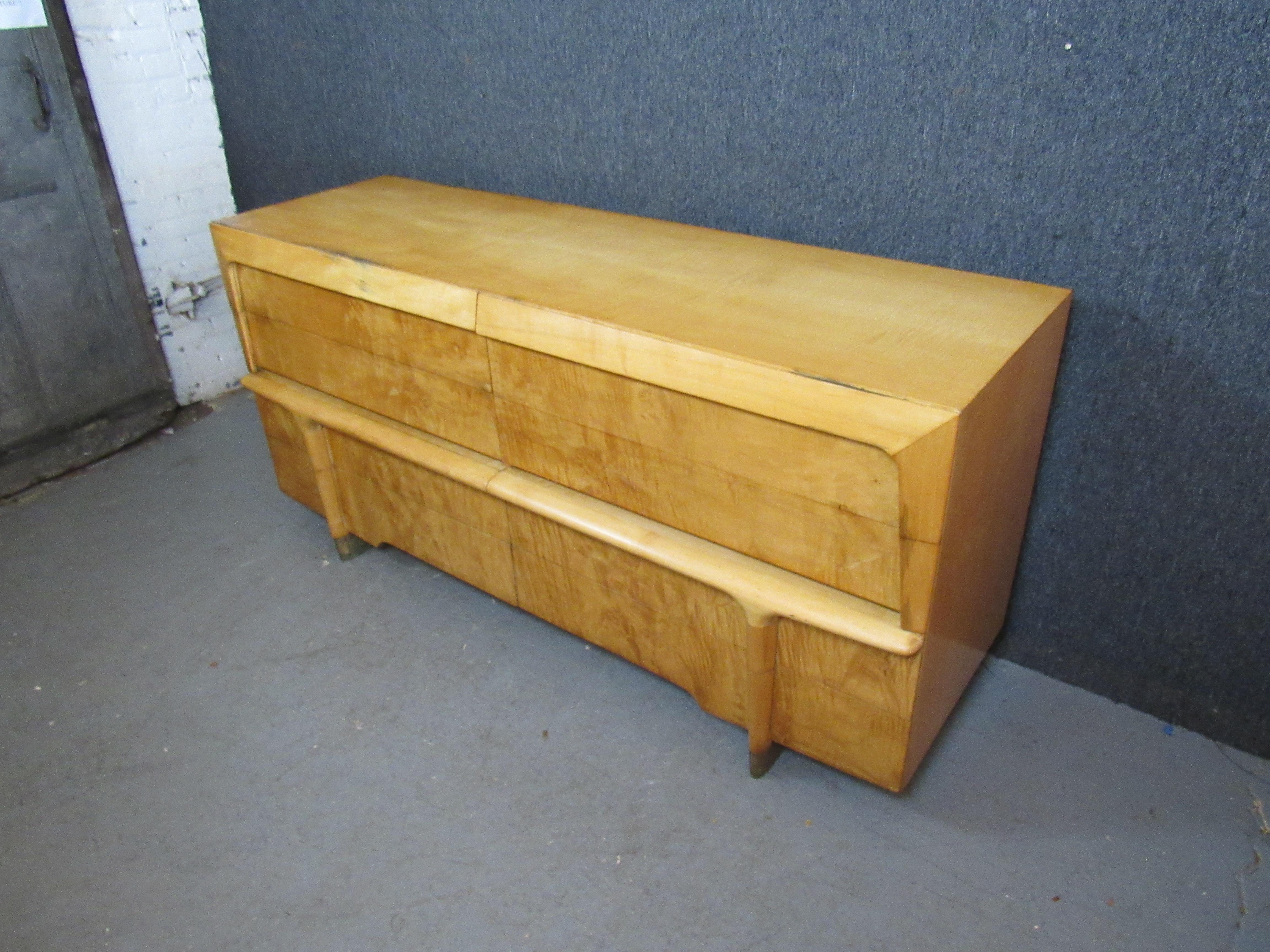 Mid-Century Modern Burled Maple and Brass Long Dresser after Heywood Wakefield For Sale
