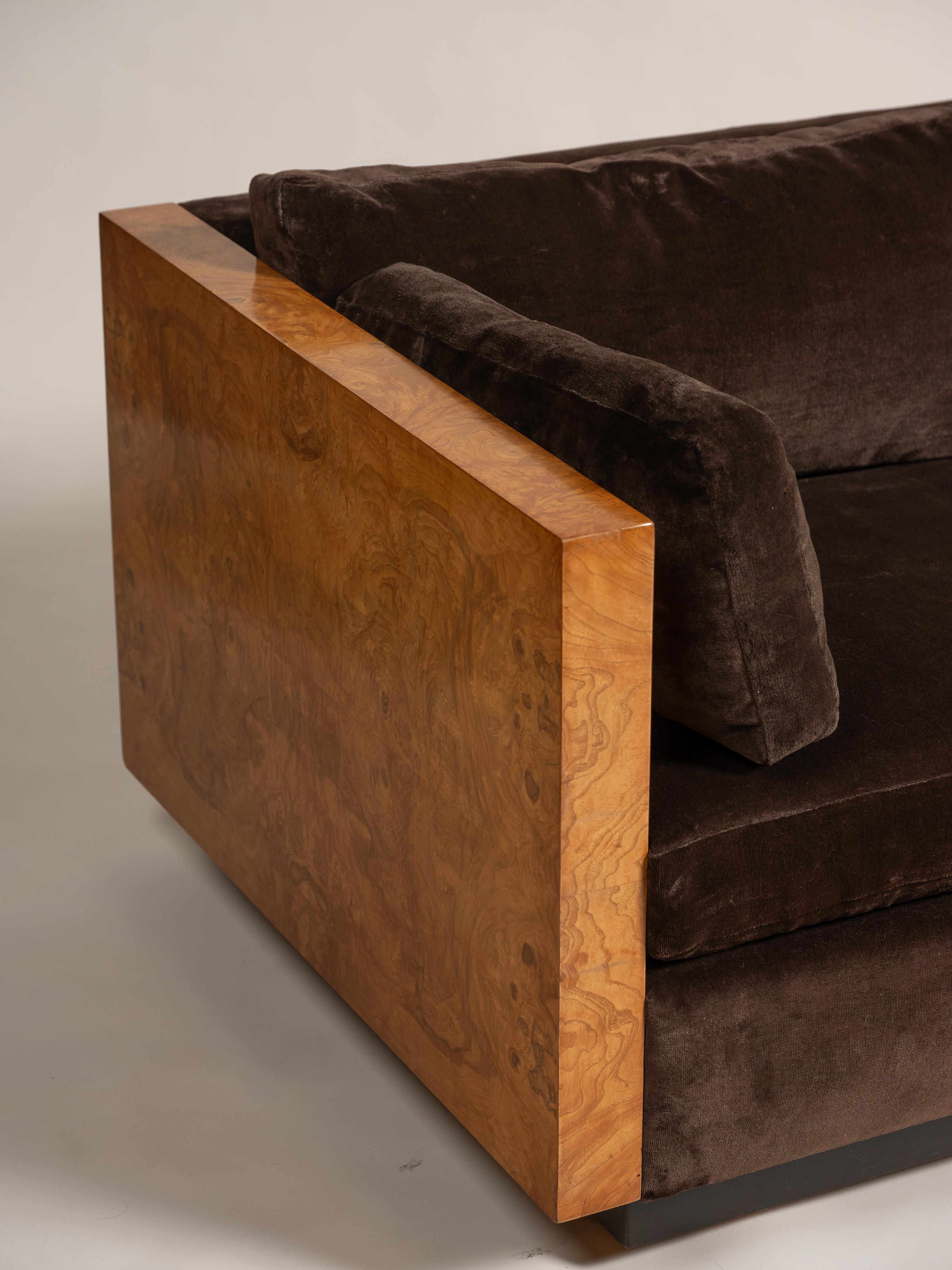 Milieu du XXe siècle Causeuse en olivier taillé par Milo Baughman pour Thayer Coggin, États-Unis