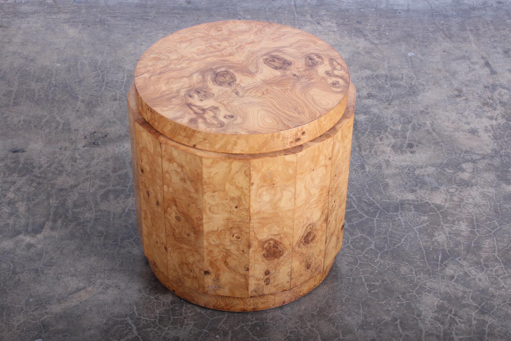 Burled Olive Pedestal Table by Edward Wormley for Dunbar 3