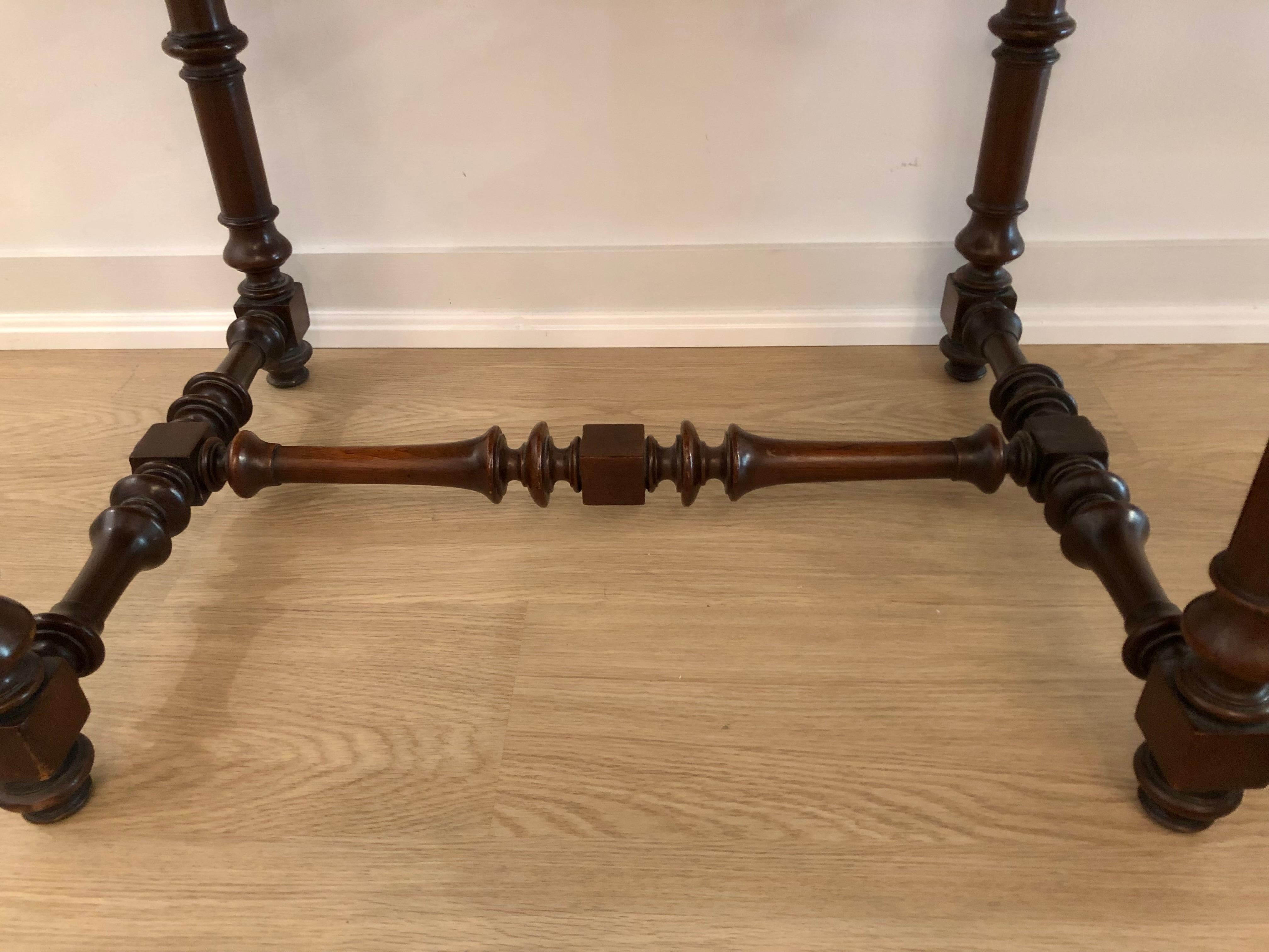  Burled Walnut Console Table with Two Drop Leaves For Sale 2