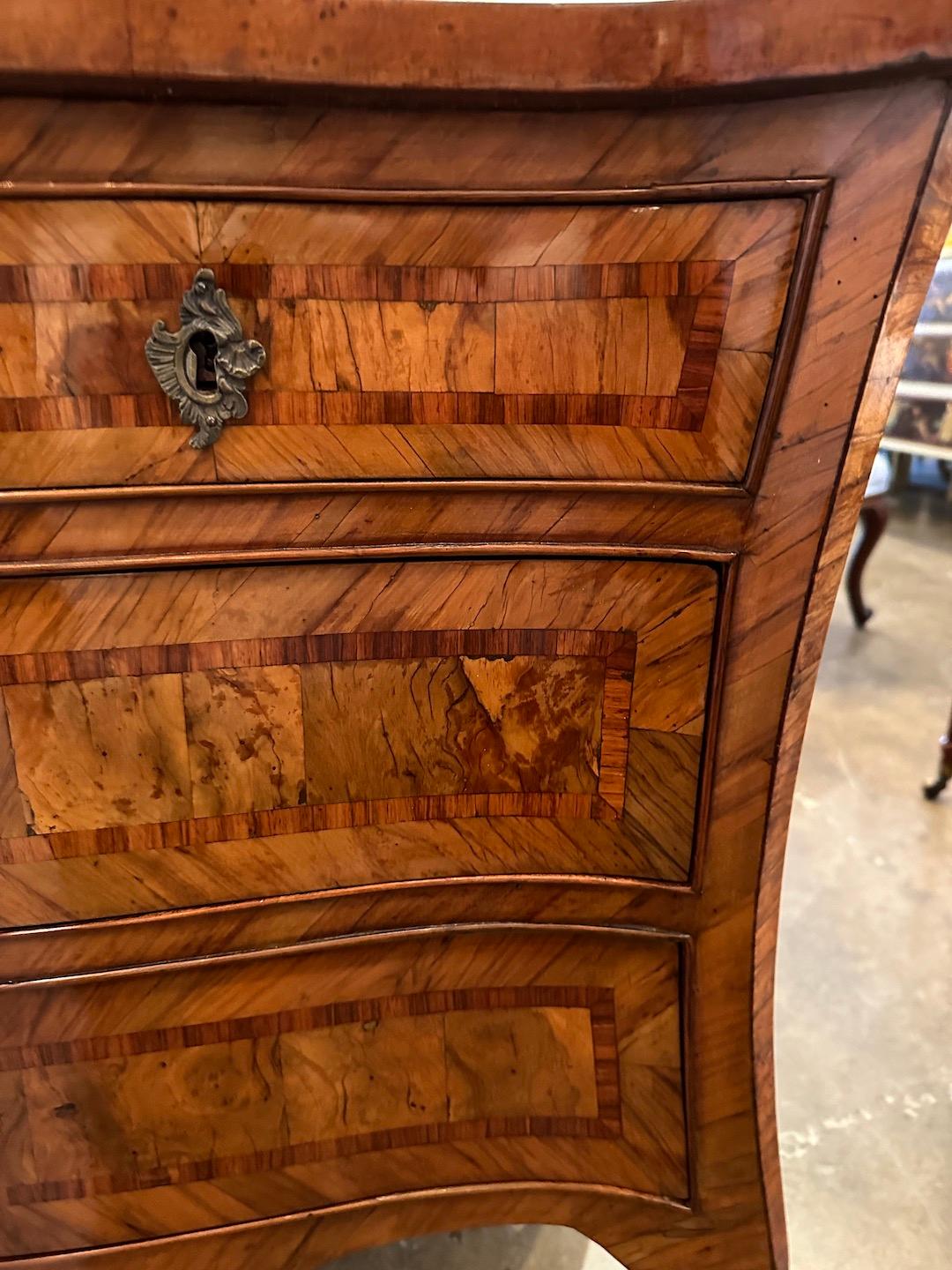 Hand-Carved Burled Walnut Serpentine Commode For Sale