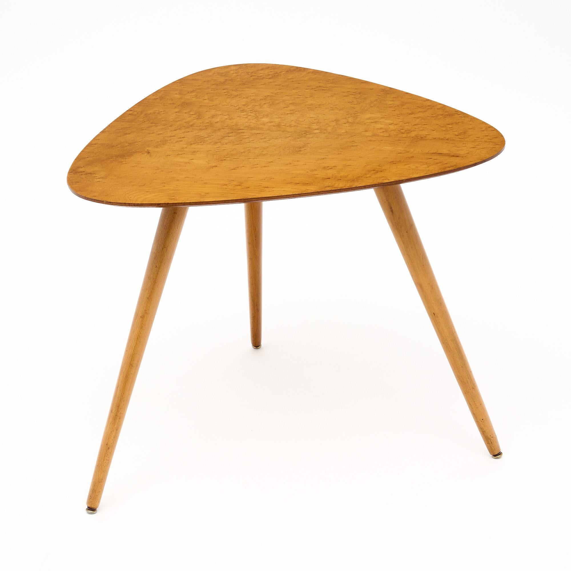 Burled Wood Mid-Century Italian Side Table For Sale 1