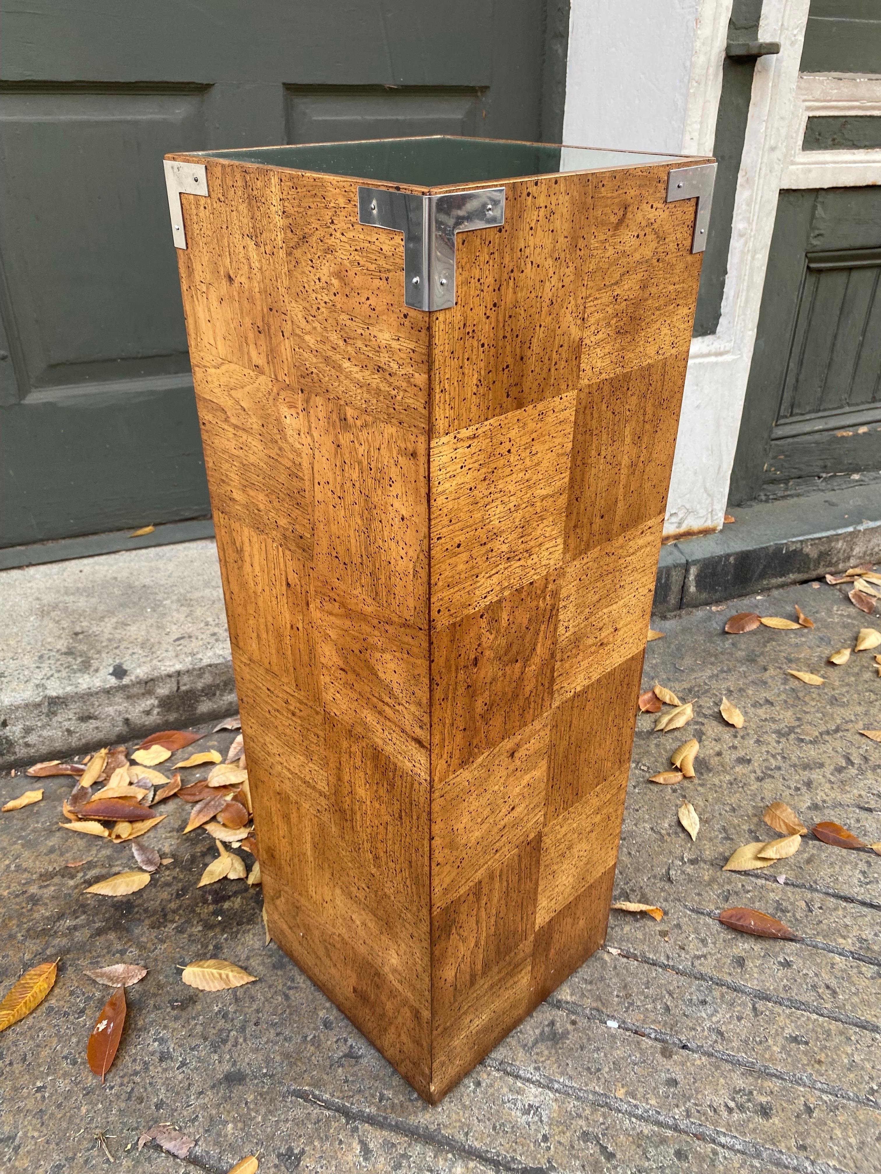 Nice Burl Patch Pedestal with Mirror top and chrome corners.  Have seen attributed to Milo Baughman, but what isn't?!  Very Nice condition with great grain and color.