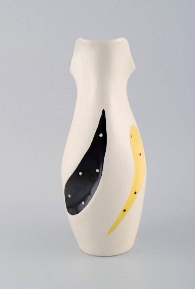 Burleigh Ware, England. Vase aus glasierter Keramik. Modernes Design, Mitte des 20. Jahrhunderts.
Maße: 25 x 10,5 cm.
In ausgezeichnetem Zustand.
Gestempelt.