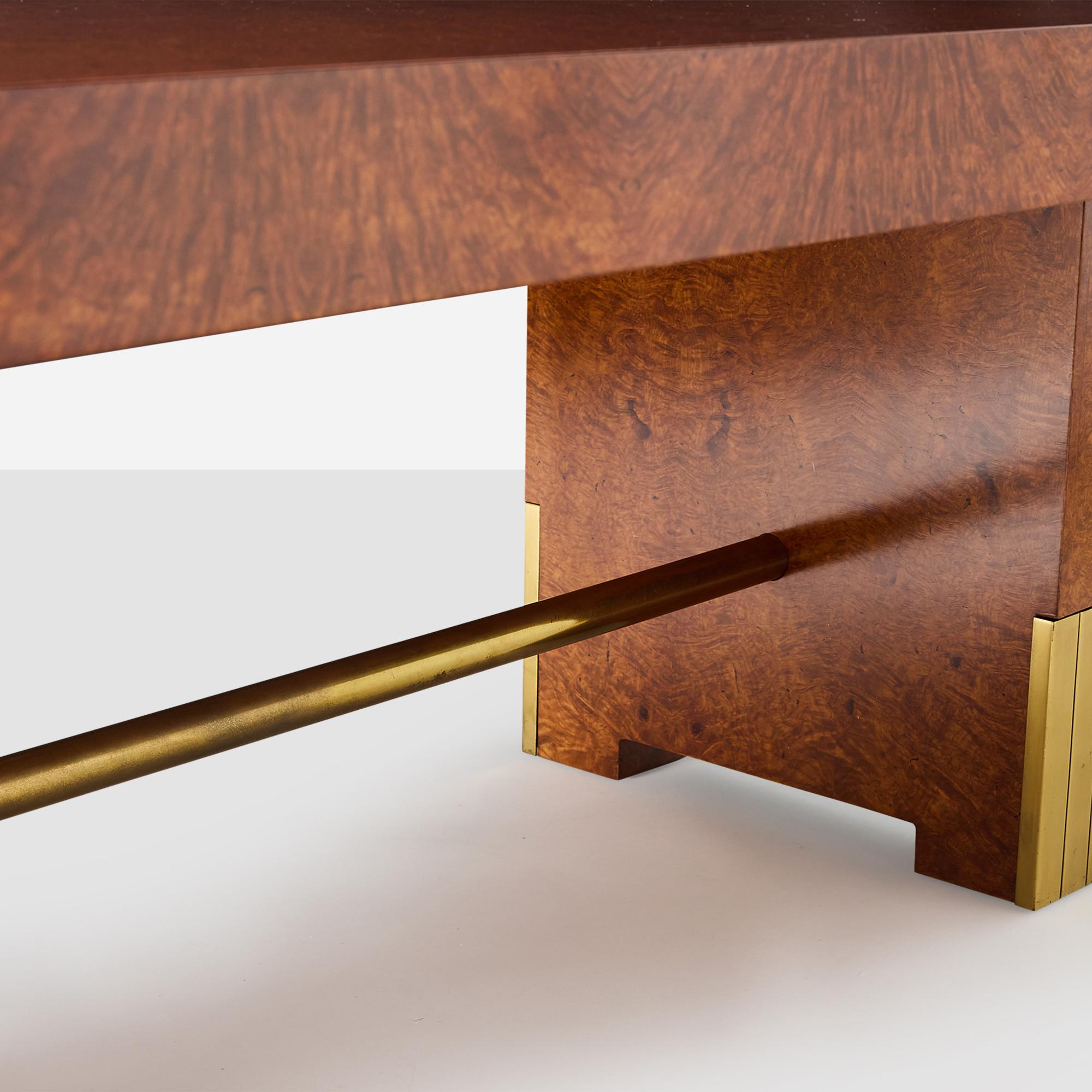 Table de salle à manger en bois et laiton par Roger Bal en vente 4