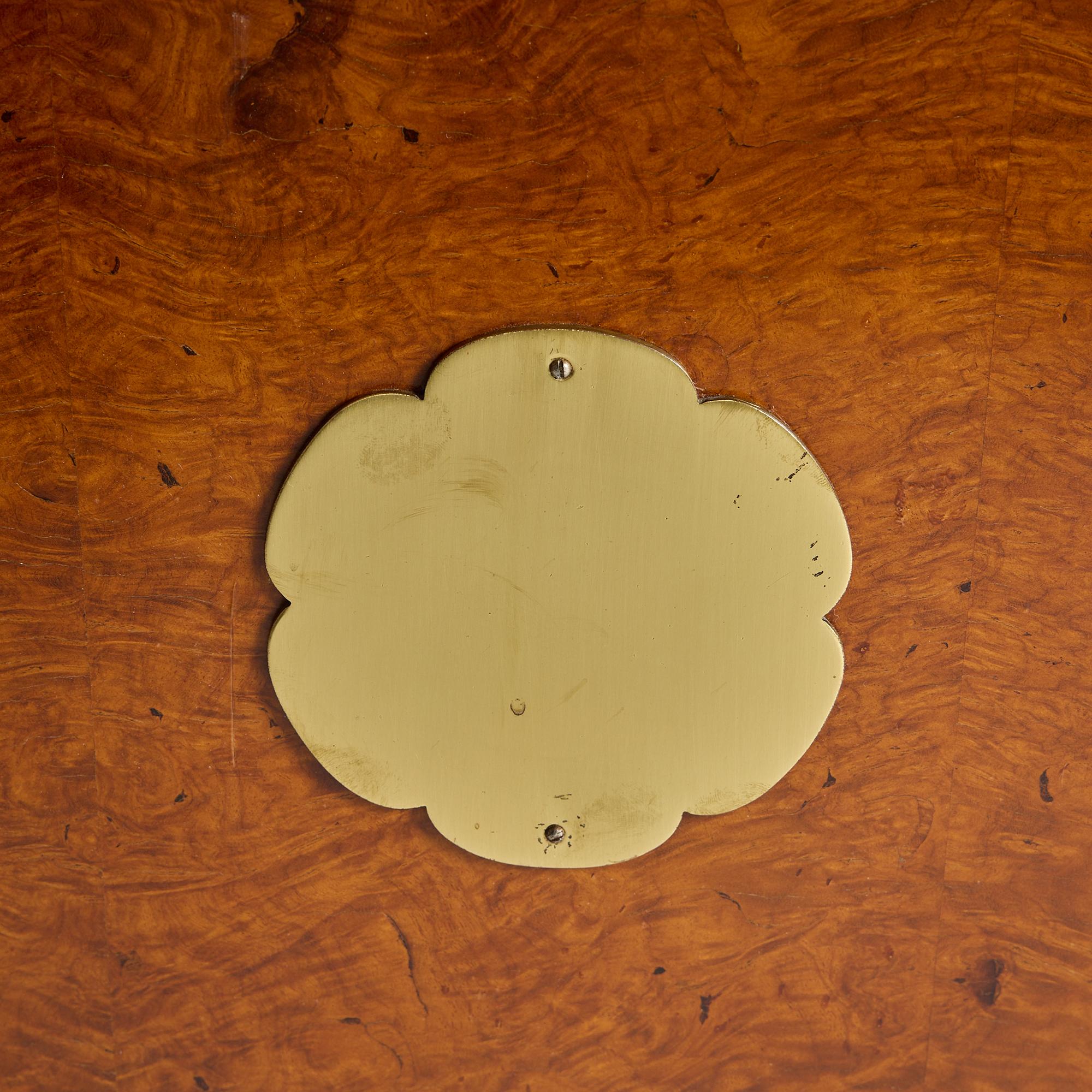 Table de salle à manger en bois et laiton par Roger Bal en vente 5