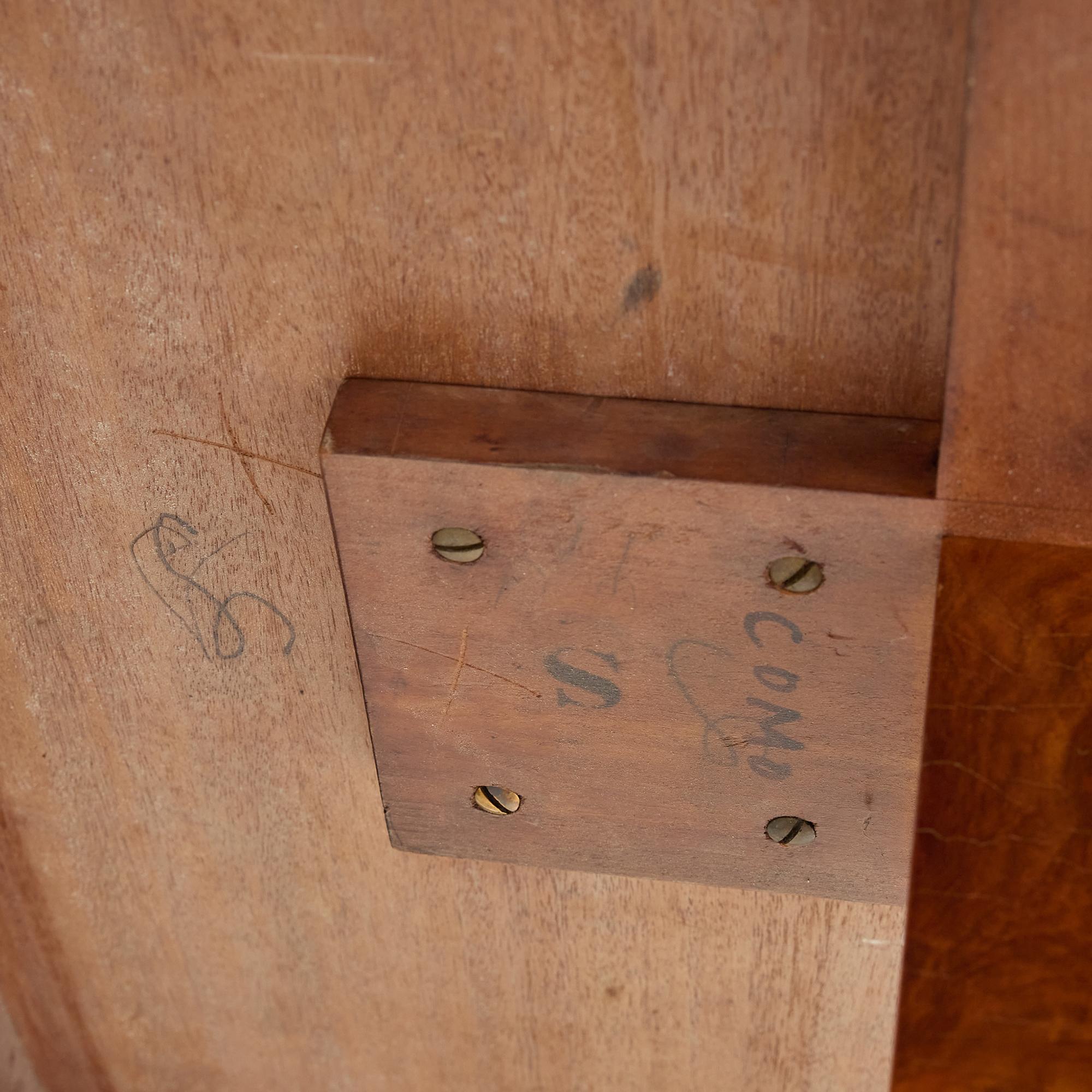 Table de salle à manger en bois et laiton par Roger Bal en vente 6
