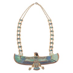 Collar Burma Dickey de metal dorado con esmalte
