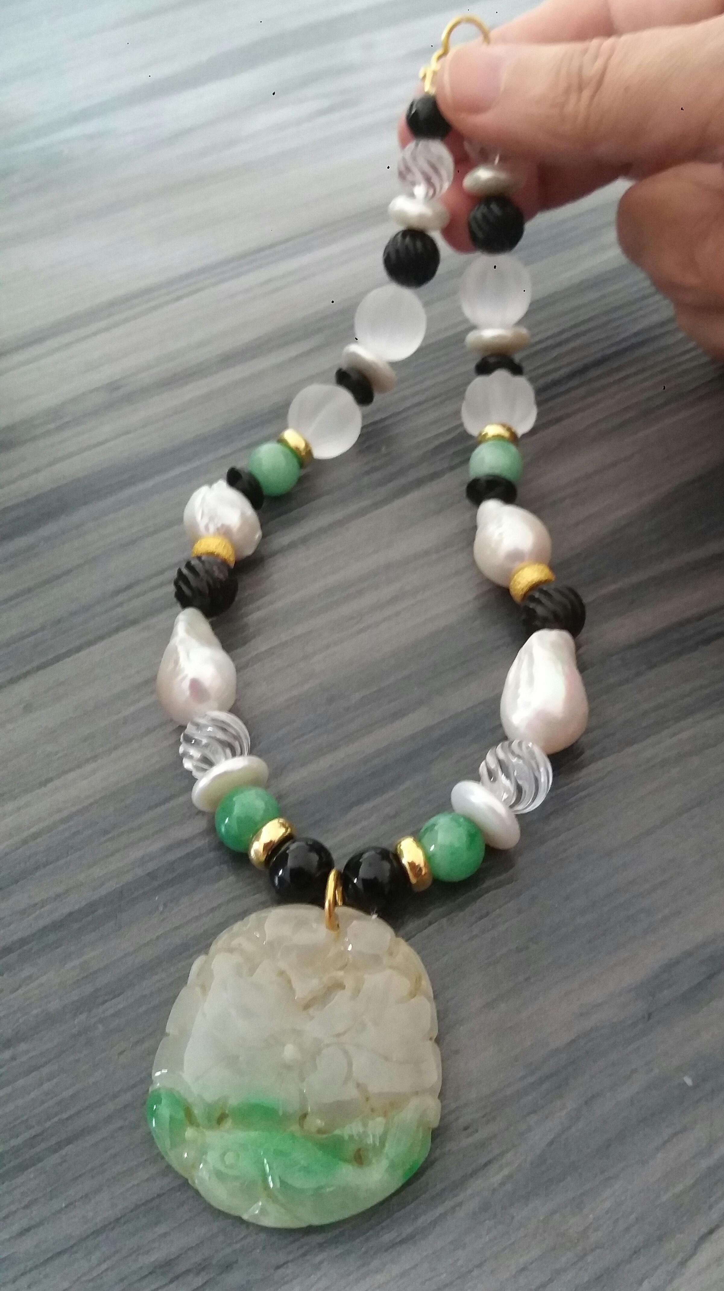Burma Jade Pendant Baroque Pearls Rock Crystal Black Onyx Yellow Gold Necklaces For Sale 4
