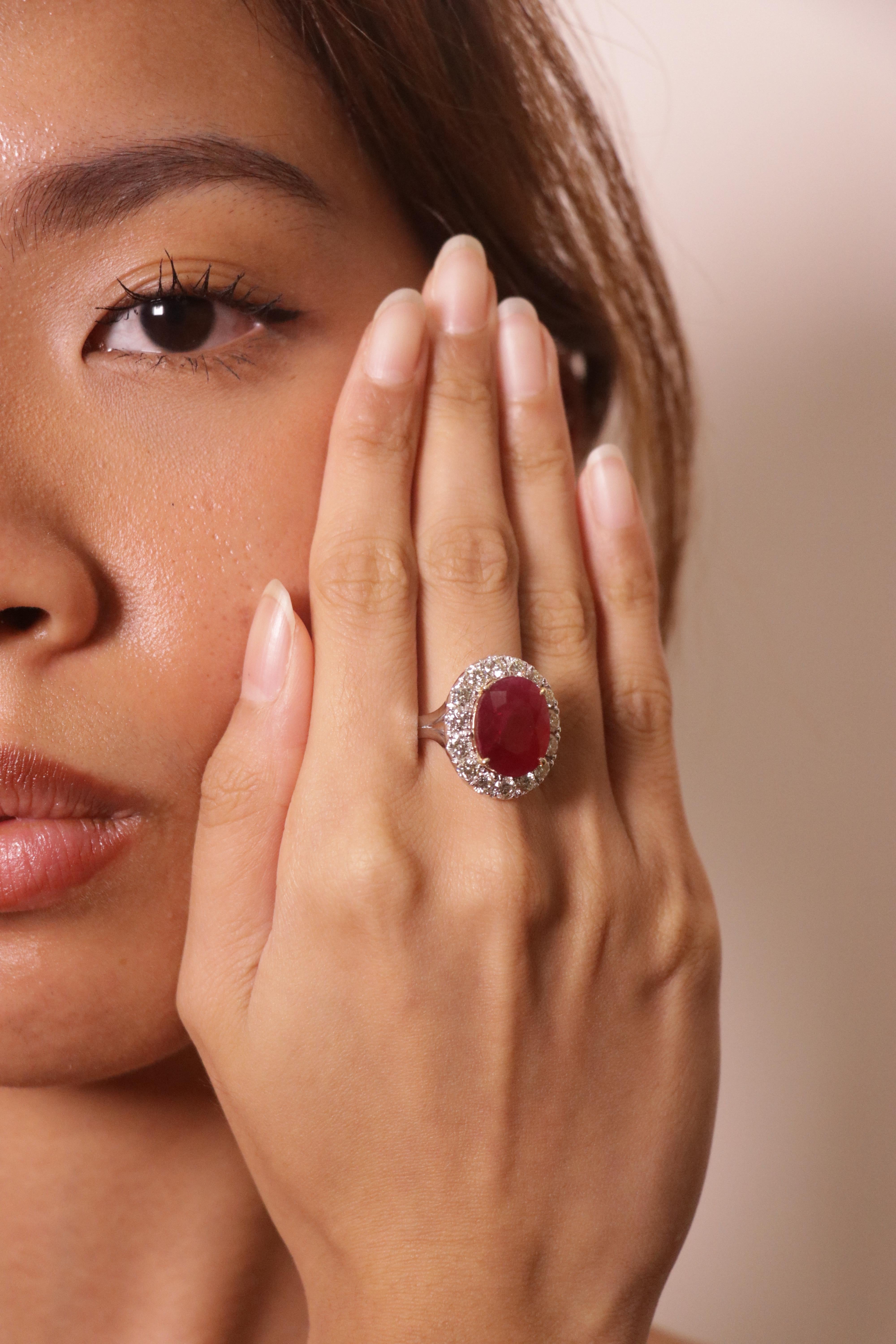 Burma (Myanmar) Ruby Cts 8.45 and Diamond Engagement Ring with GRS Certificate For Sale 8