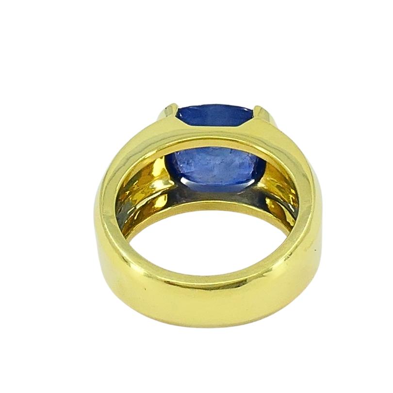 Burma Natural Sapphire 18K Gold Ring GIA Report For Sale 2