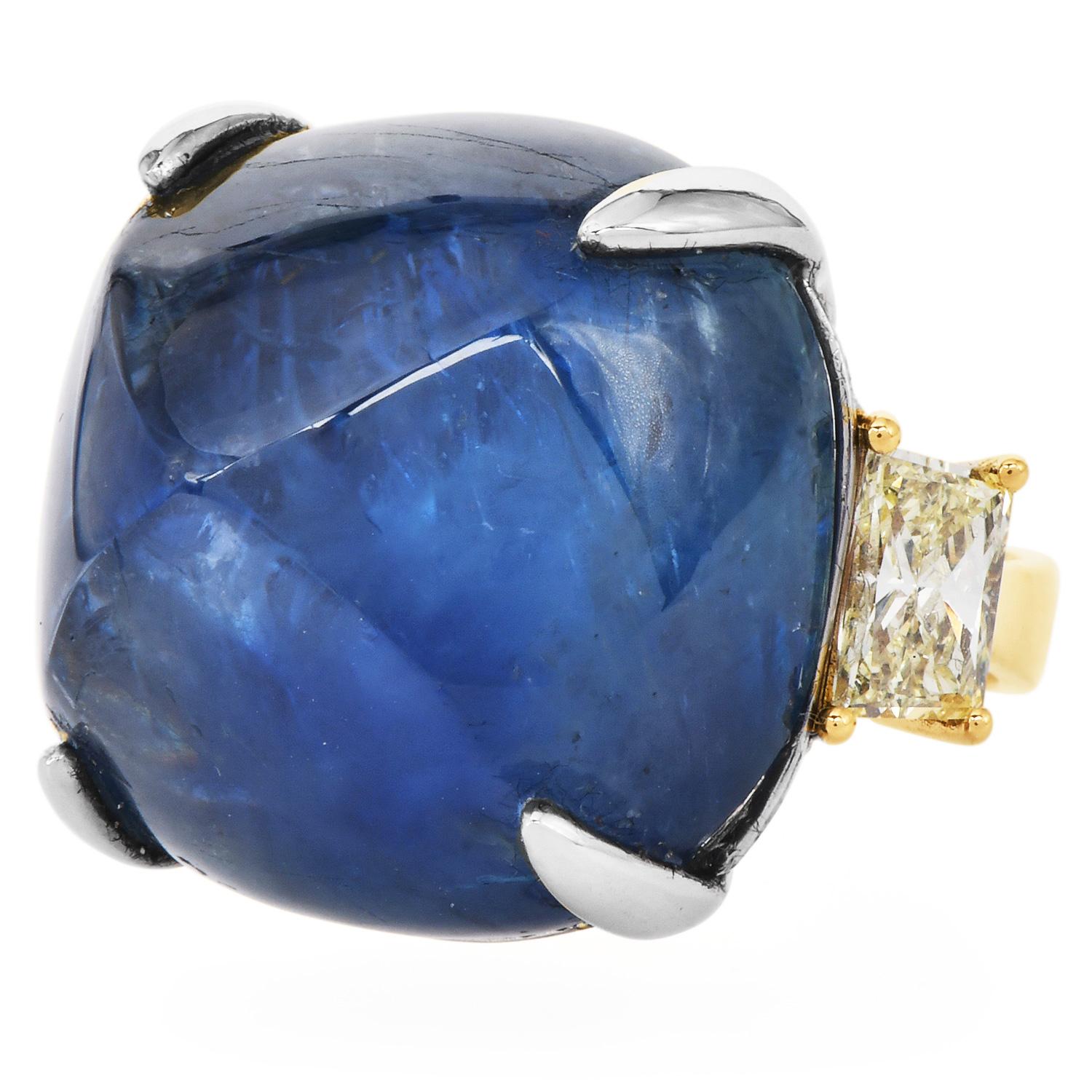 Burma Sin Calor 62,60 Quilates Zafiro Diamante Oro 18K Platino Anillo de Cóctel en Excelente estado para la venta en Miami, FL