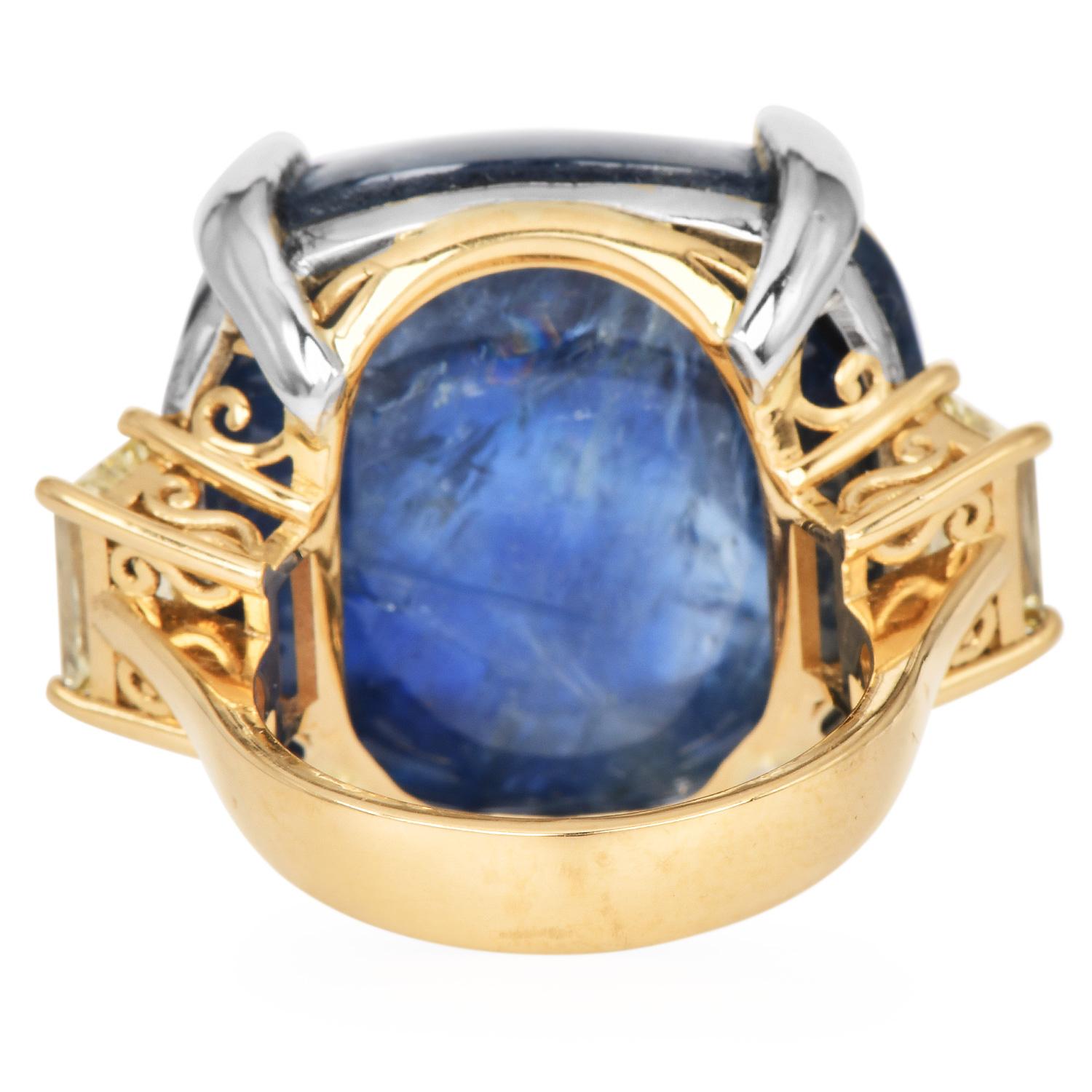 Burma Sin Calor 62,60 Quilates Zafiro Diamante Oro 18K Platino Anillo de Cóctel en venta 1