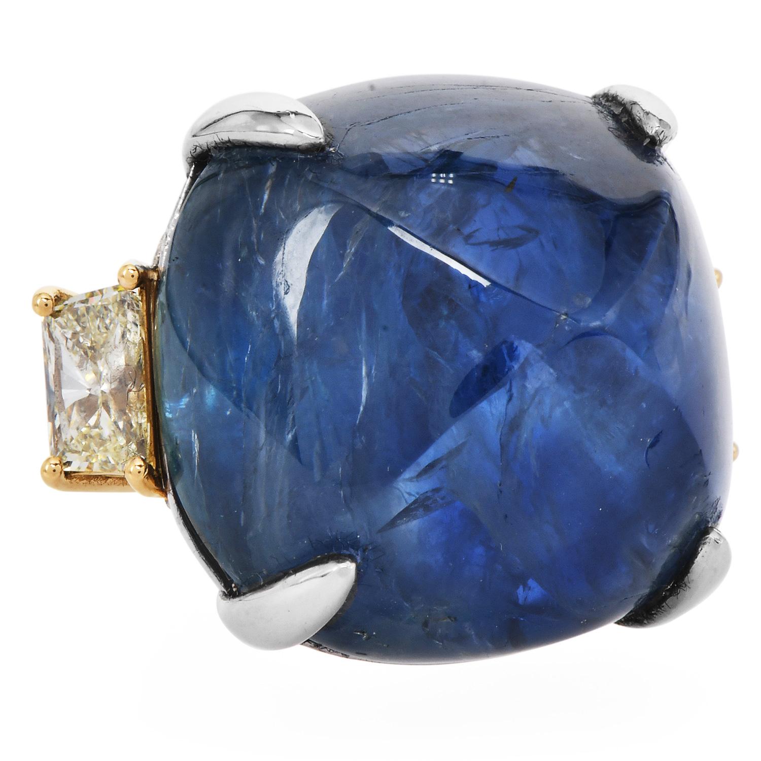 Burma Sin Calor 62,60 Quilates Zafiro Diamante Oro 18K Platino Anillo de Cóctel en venta 3