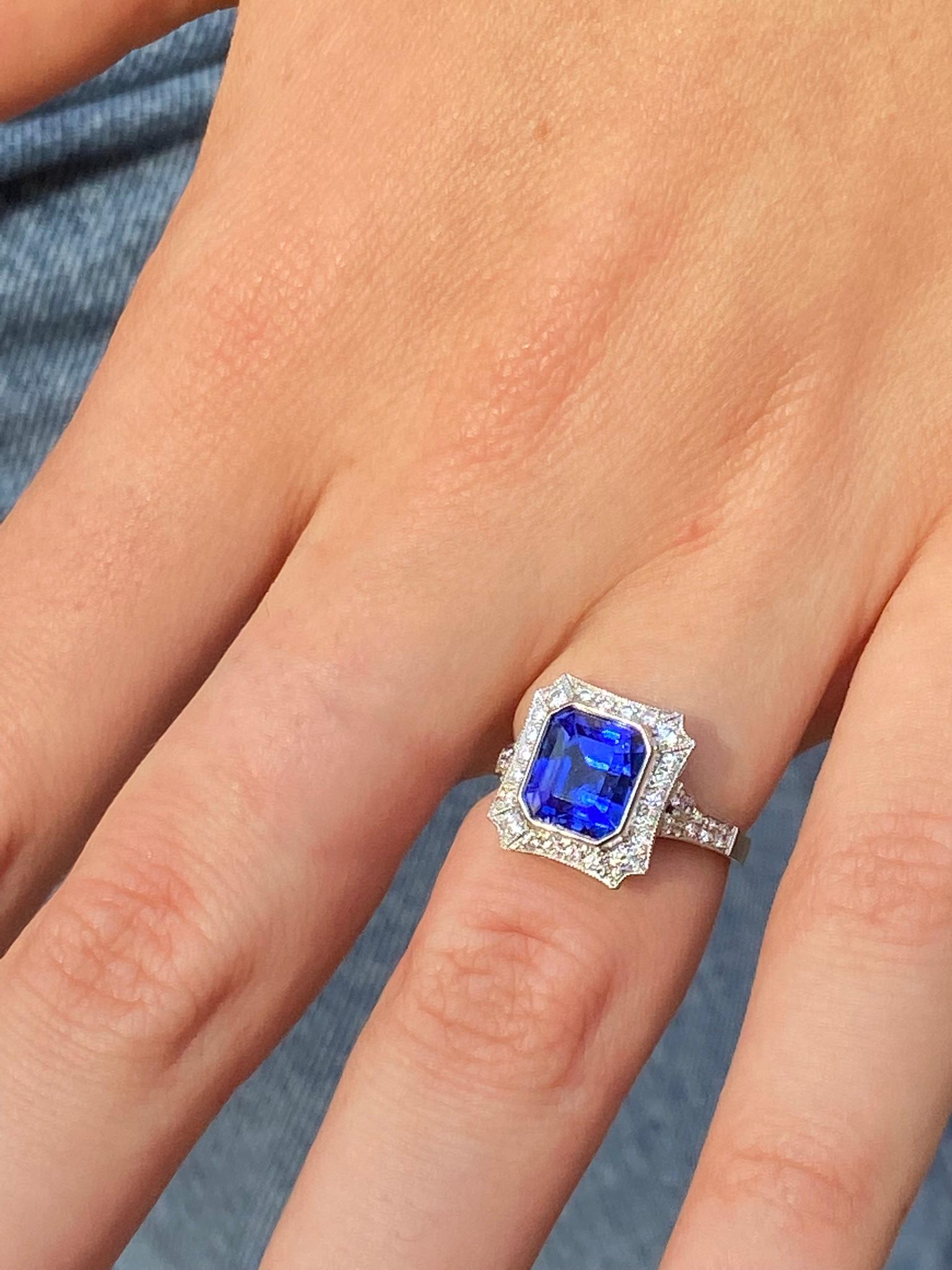 Women's Burma Not Heat Sapphire and Diamond Ring For Sale