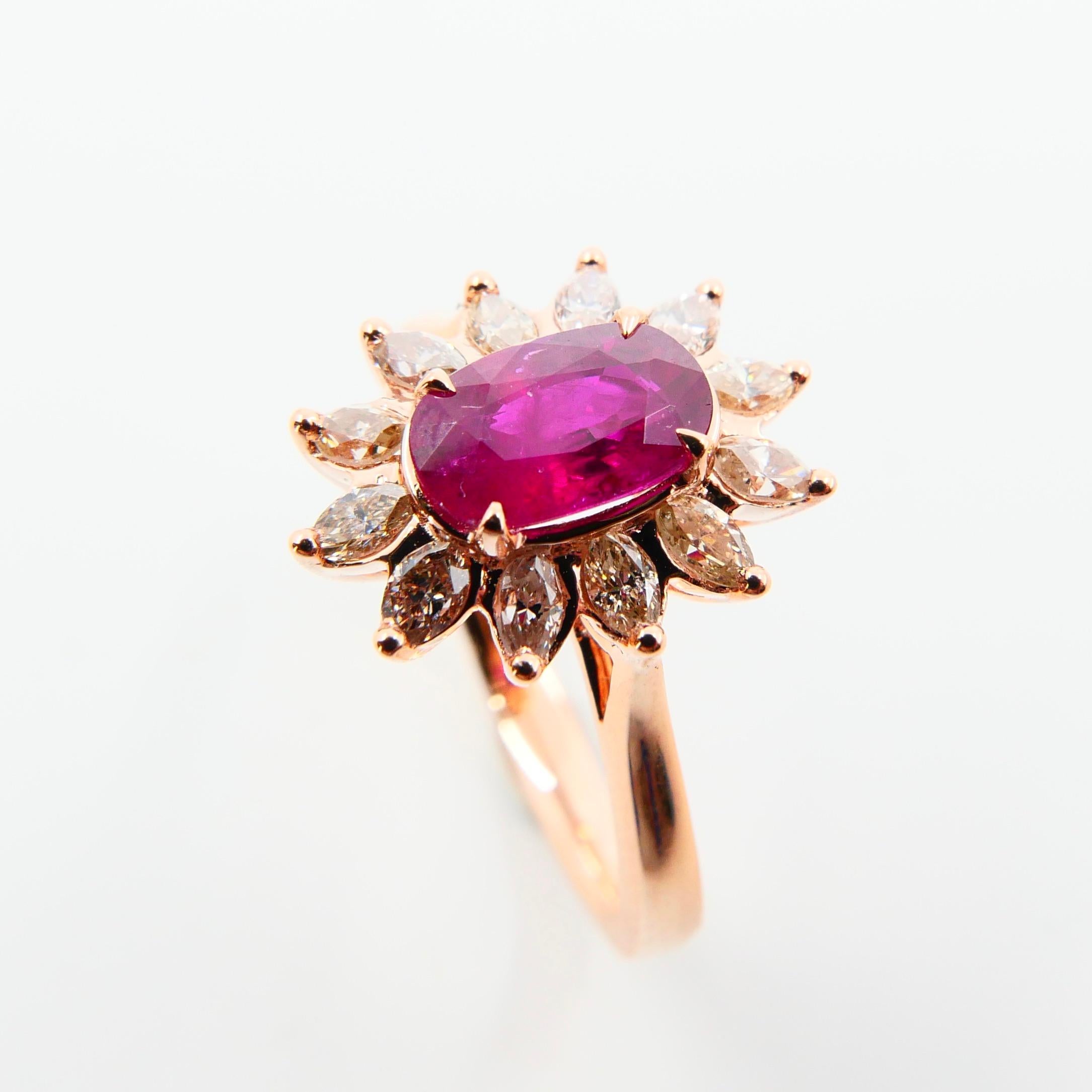 Anillo Flor de Rubí Rojo Sangre de Paloma de Birmania y Diamante Marquesa. Oro rosa de 18k. en venta 7