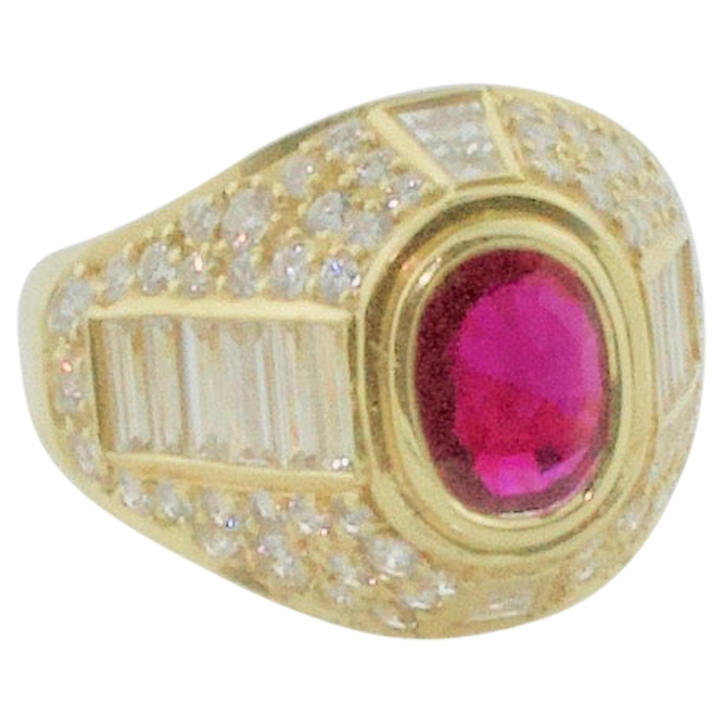 Bague à anneau de style cigare en or jaune 18 carats avec rubis de Birmanie et diamants