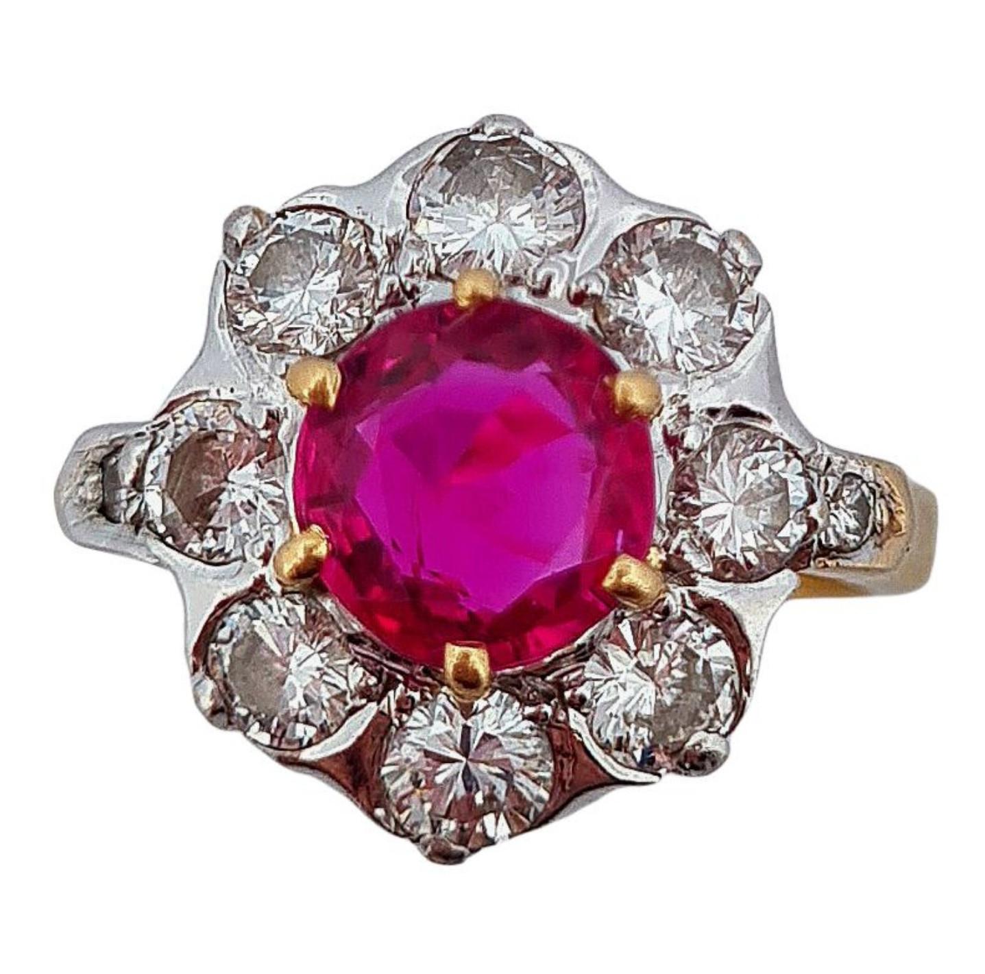 Burma-Rubin- und Diamant-Cluster-Ring (Art déco) im Angebot