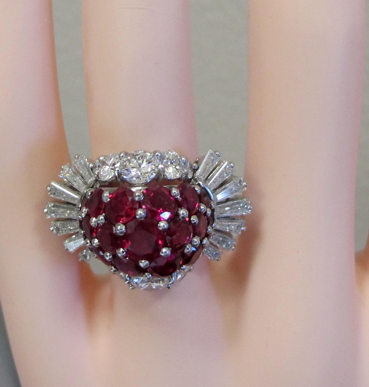 Burma Ruby and Diamond Ring in White Gold In Excellent Condition In Palm Desert, CA