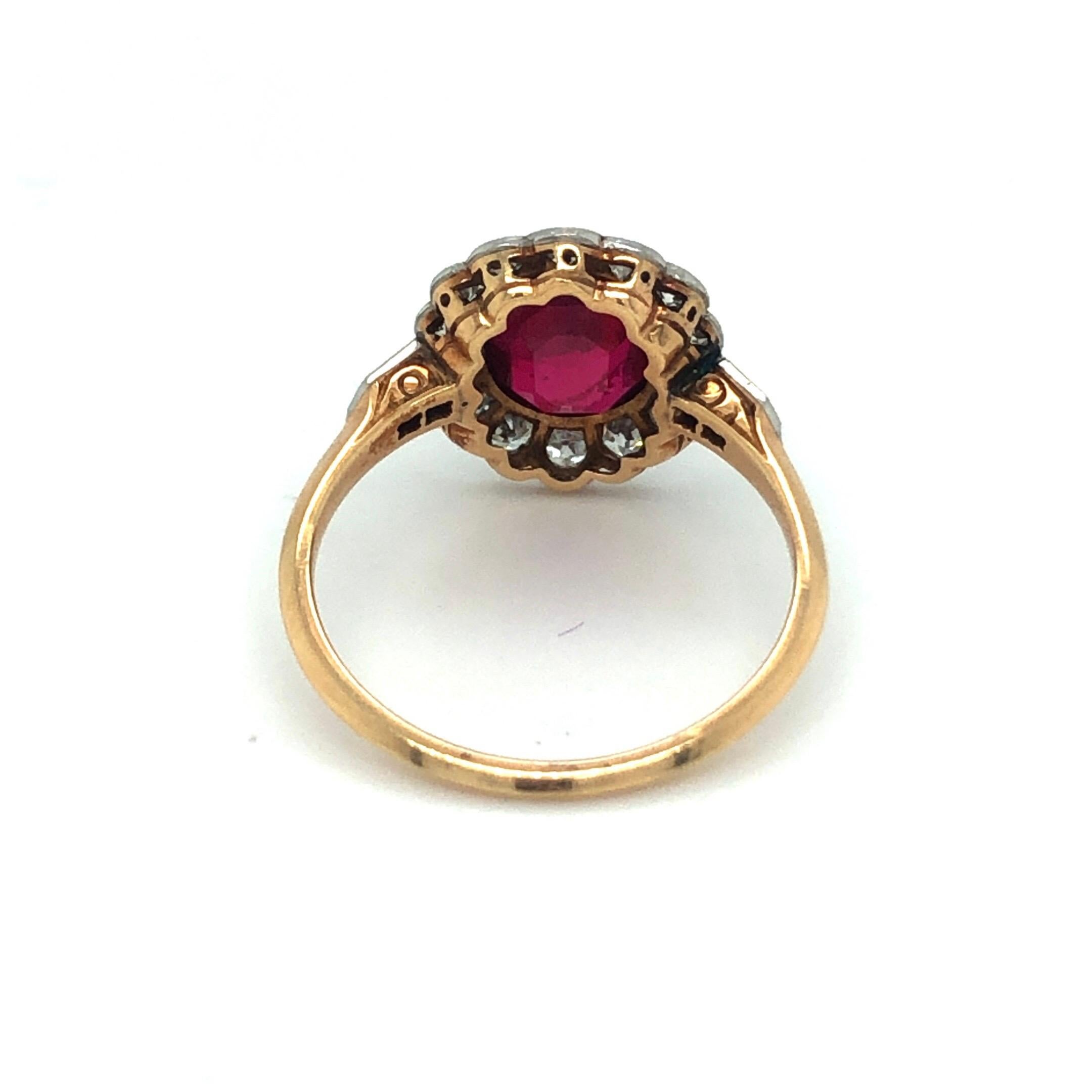 Burma Rubin und Diamanten Rose Gold Platin Ring, um 1910 (Ovalschliff)
