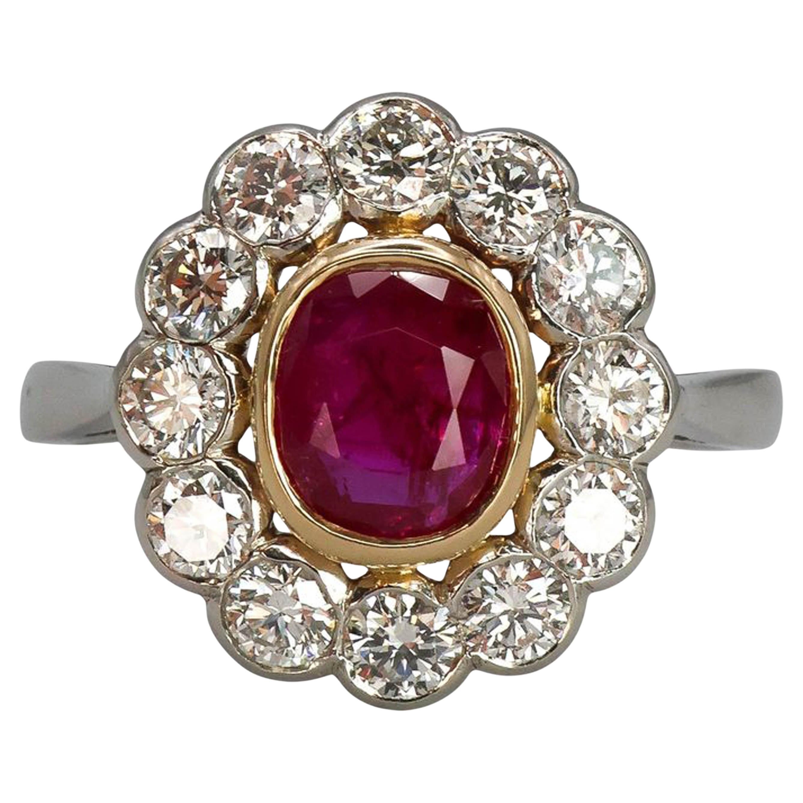 Anello con rubino di Burma, diamanti e platino, 0,97 carati