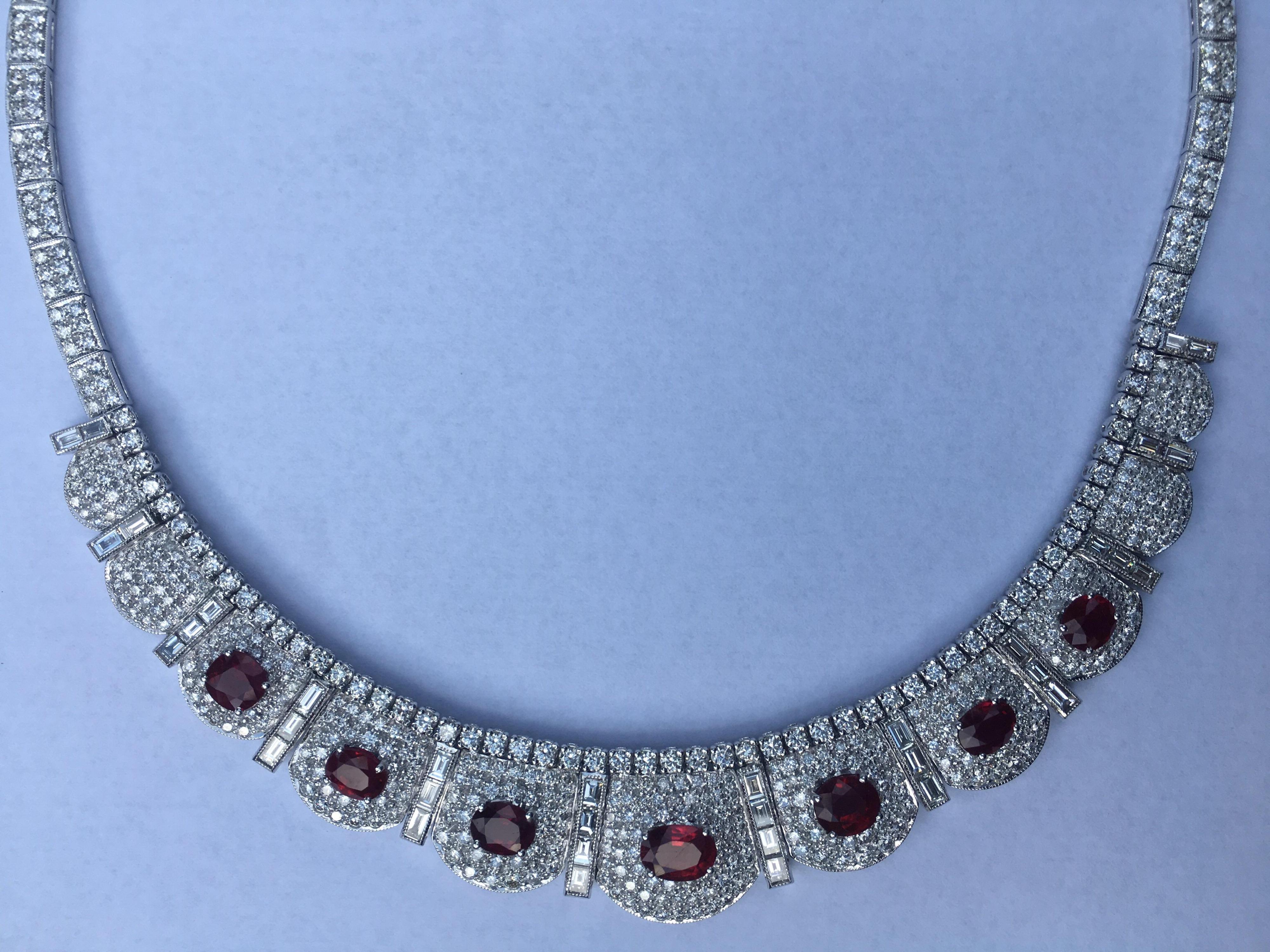 Burma Ruby Diamond Necklace Set in 18 Karat White Gold In New Condition In Trumbull, CT